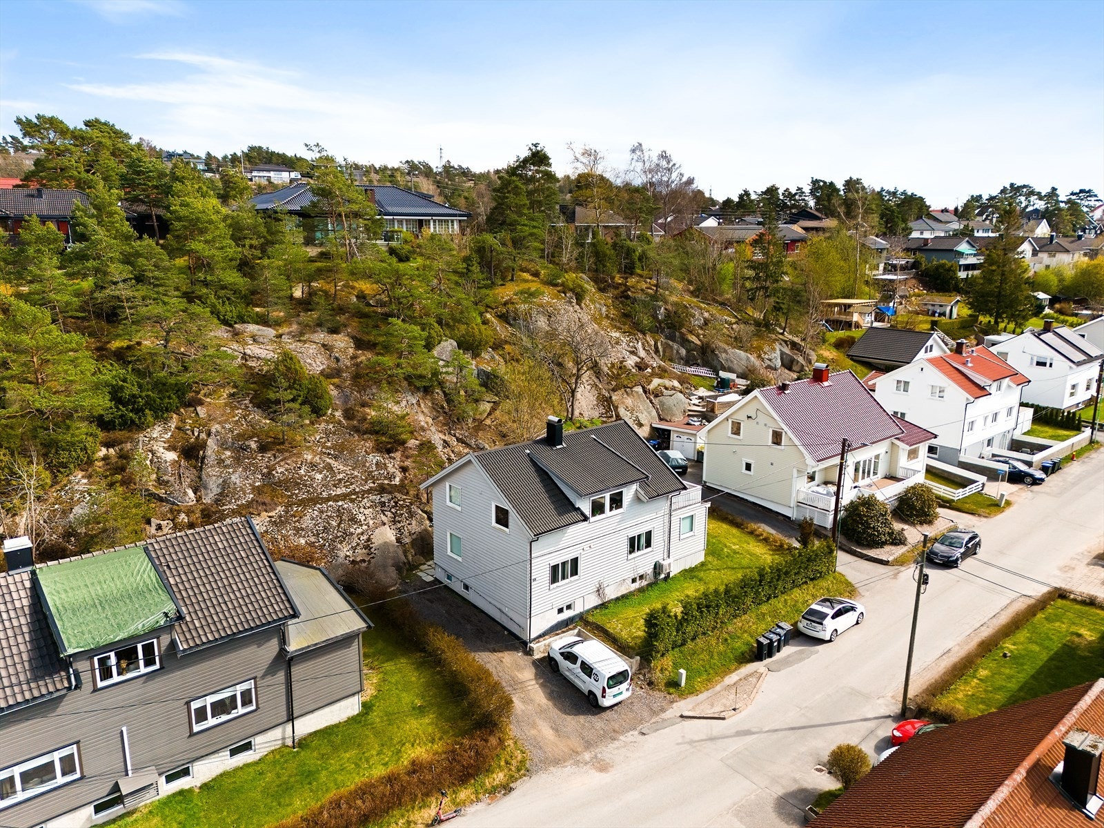 Beliggenheten kombinerer nærhet til byens fasiliteter og roen fra et familievennlig nabolag Galleribilde