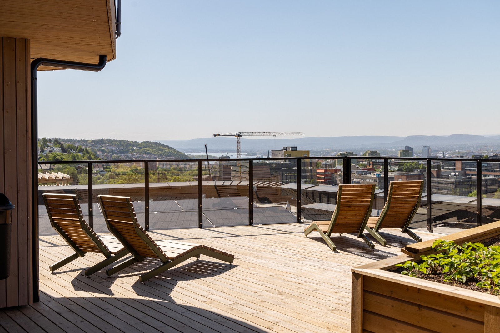Praktfull utsikt fra takterrassene Galleribilde