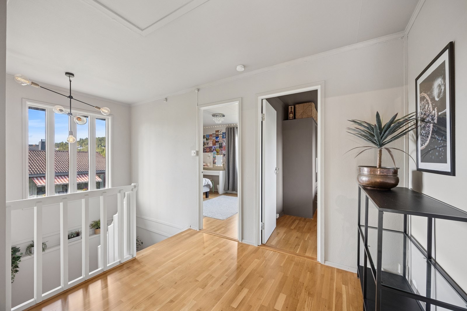 Boligen er gjennomgående lys og pen. Galleribilde