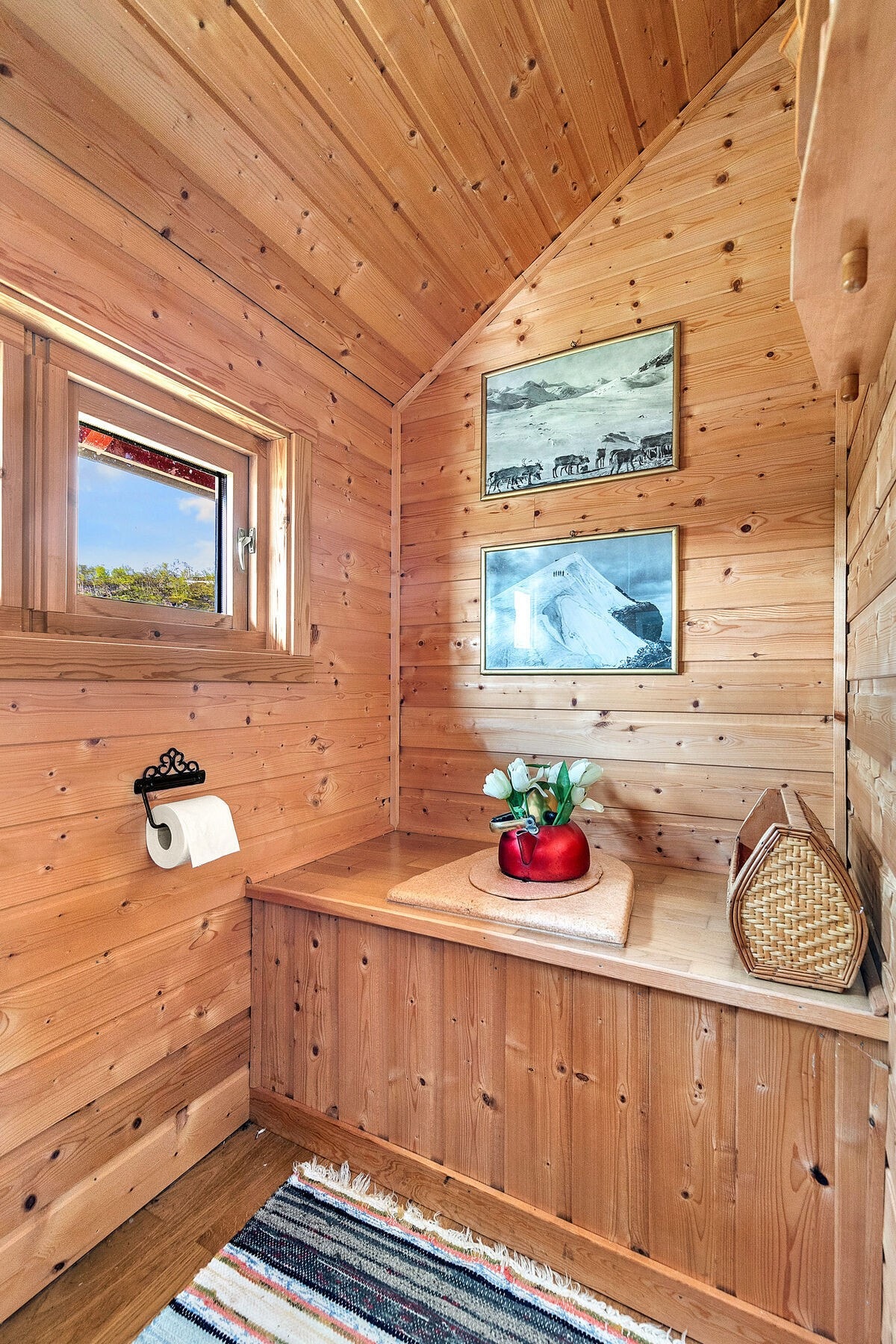 Toalettrom Galleribilde