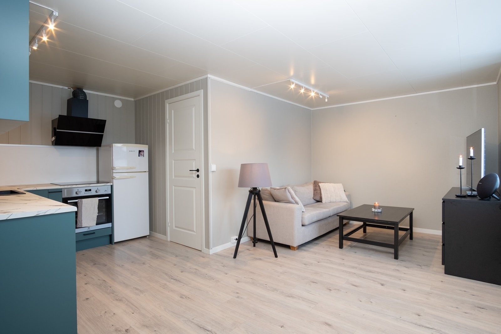 Kjøkken/stue i utleien. Galleribilde