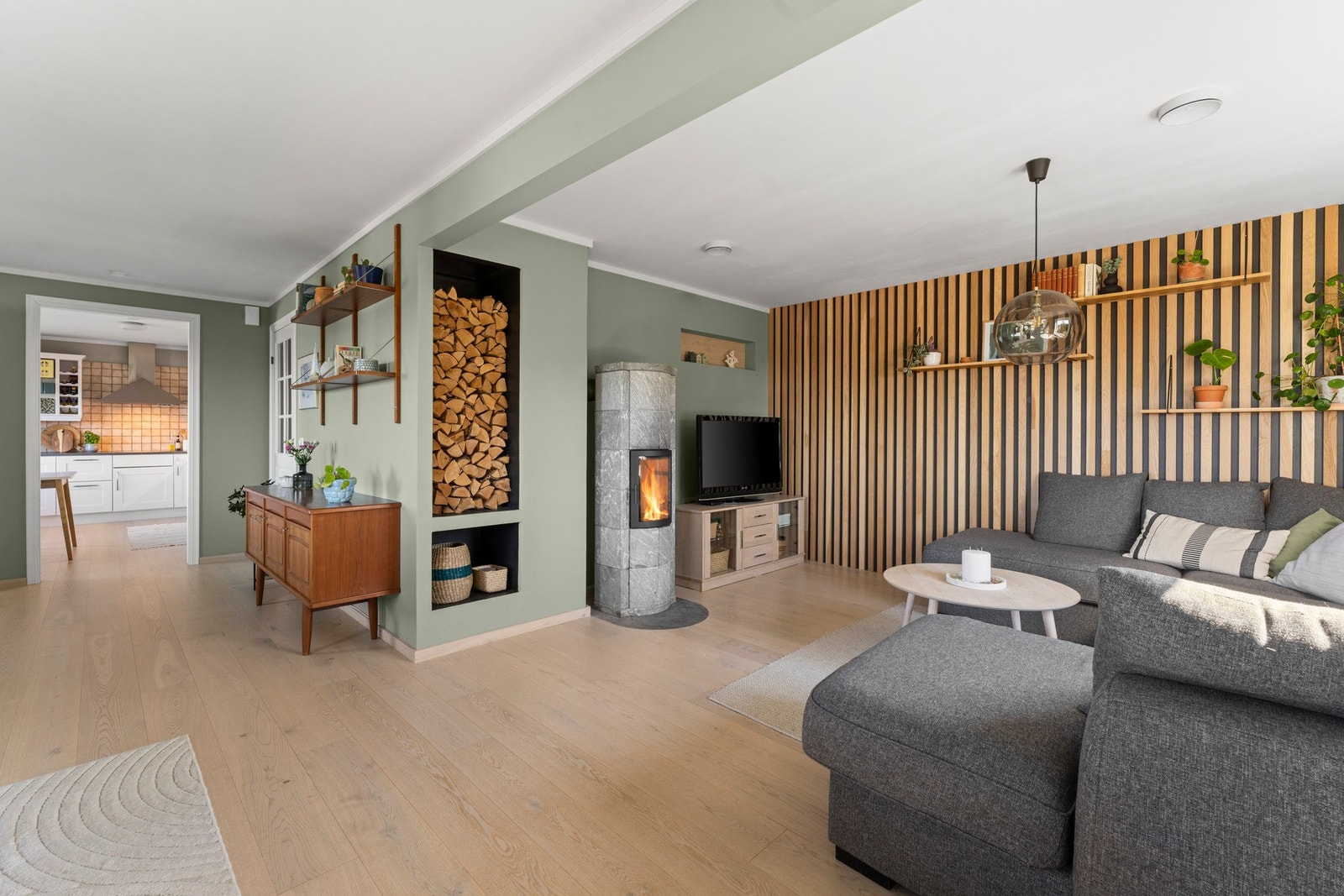 Peisovnen gir lun og varm stemning i de kjøligere månedene av året Galleribilde