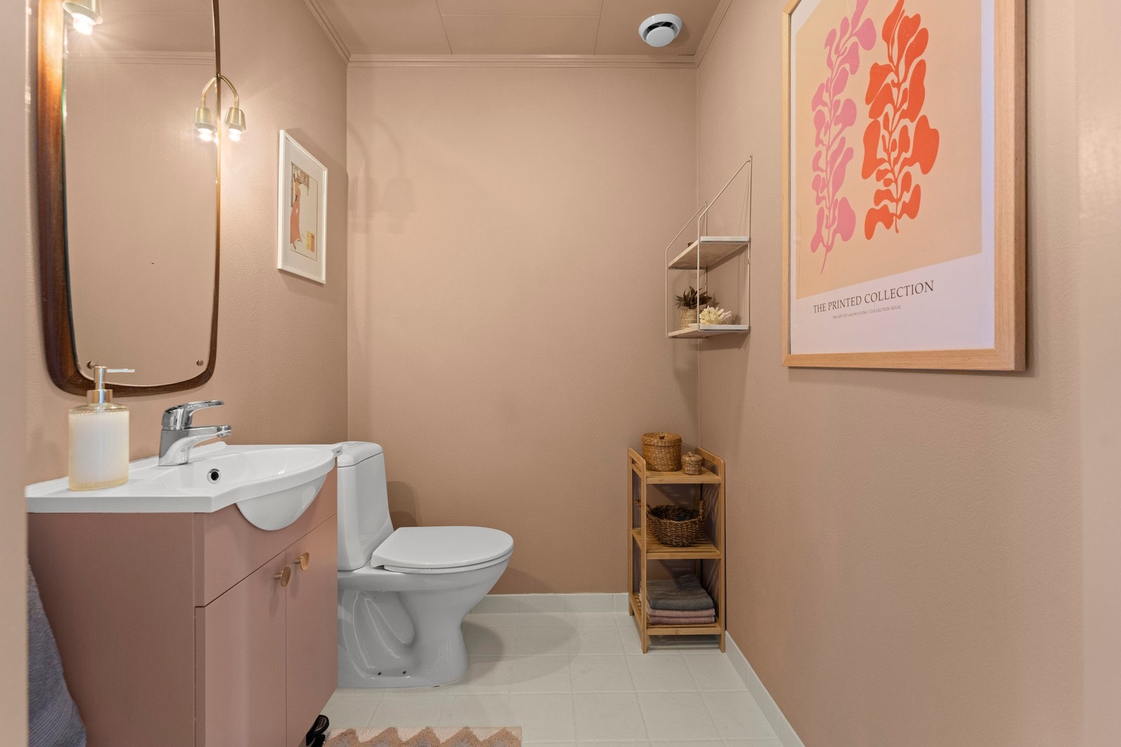 Eget toalettrom i første etasje Galleribilde