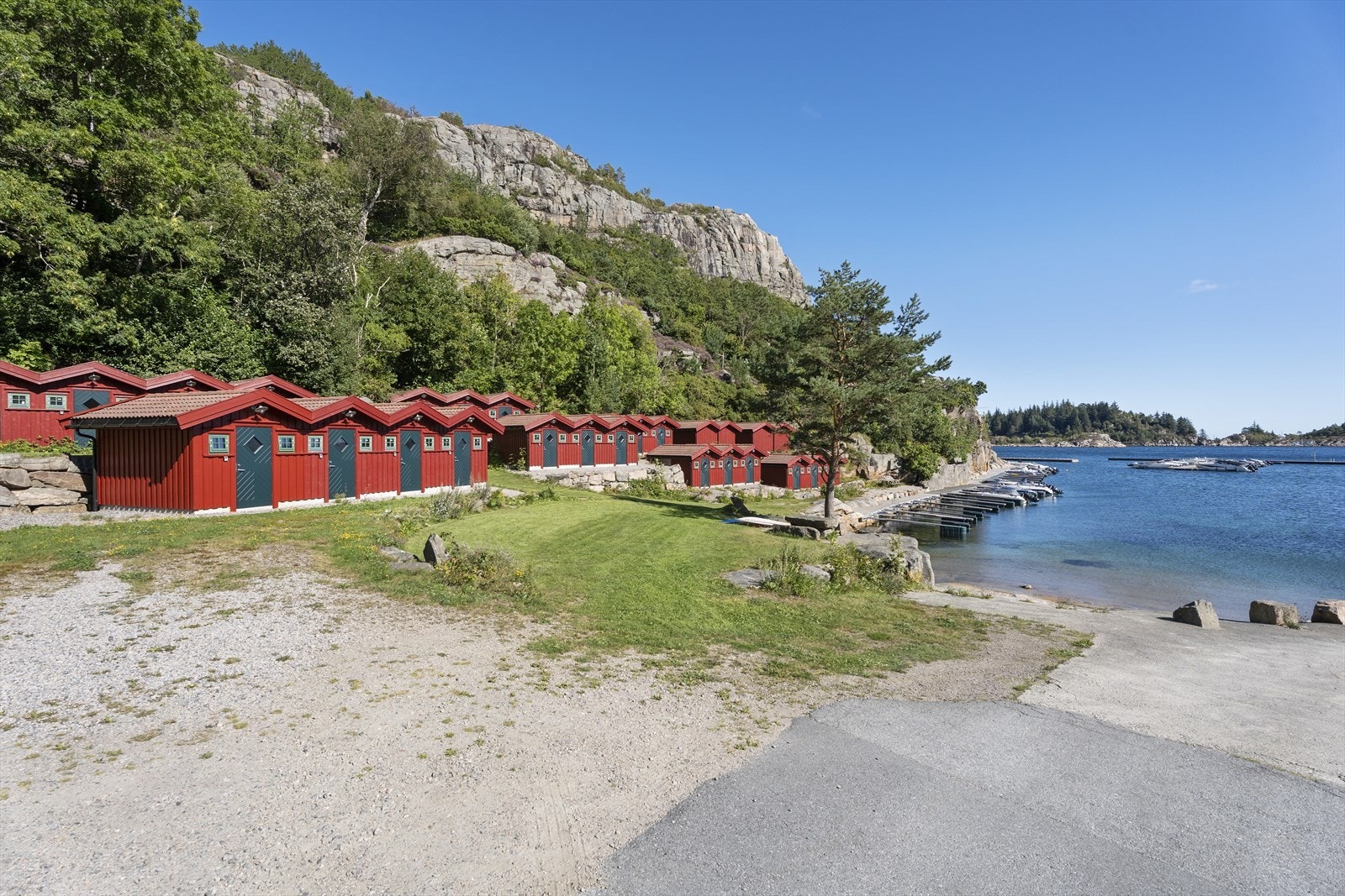 Båtplass like nedenfor hytta Galleribilde