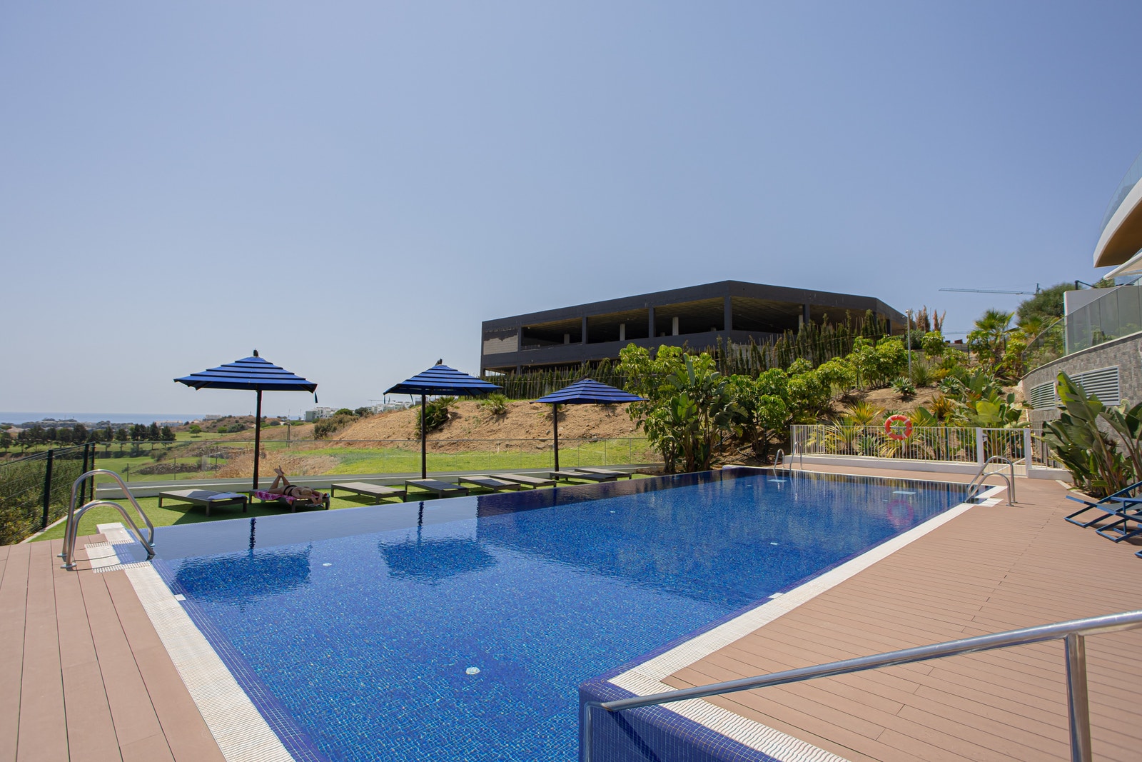 Her kan du velge ett av to bassenger. Galleribilde