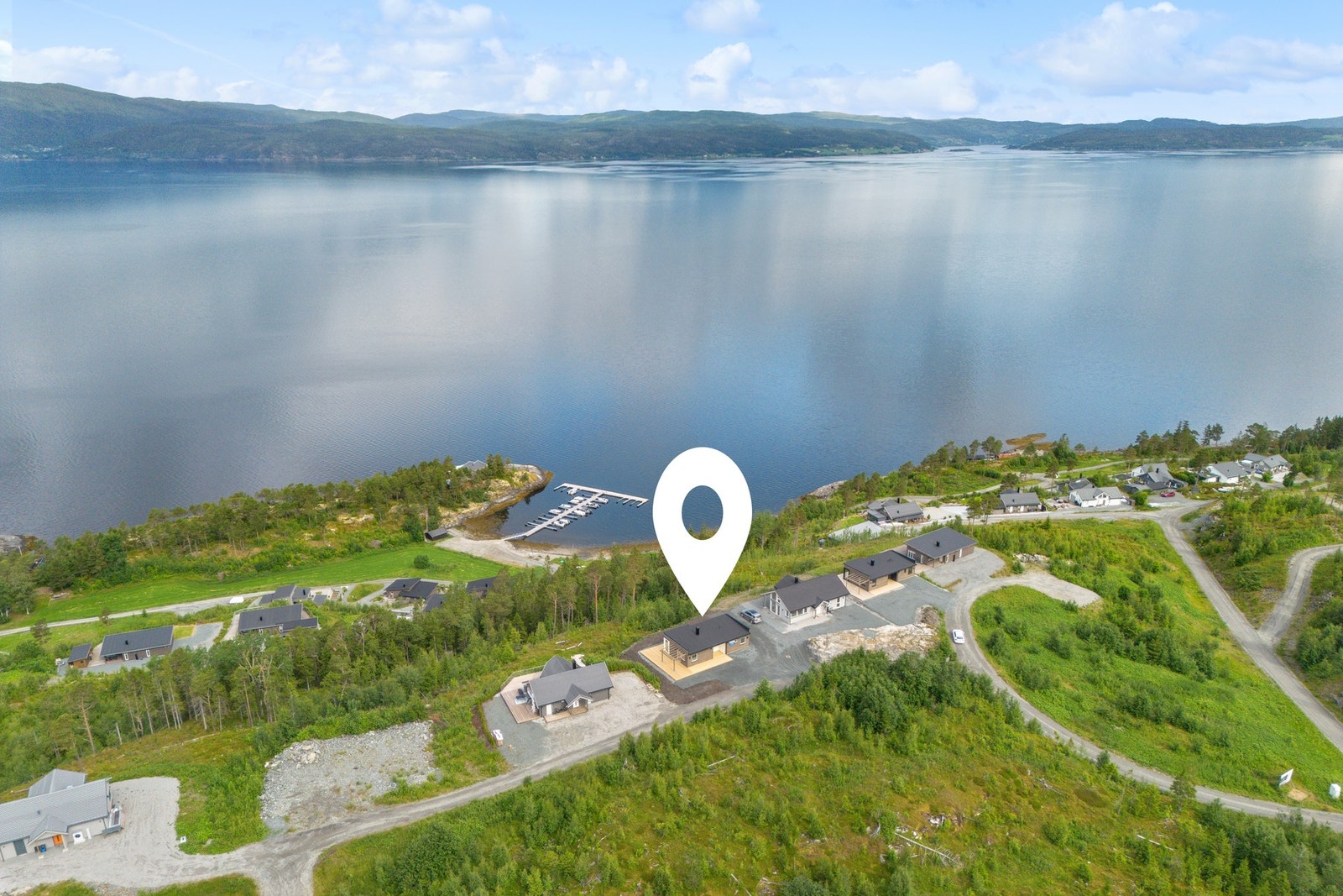 Velkommen til Vikanhalla 11, presentert av EiendomsMegler 1 v/ Sigve Haugdahl! Galleribilde