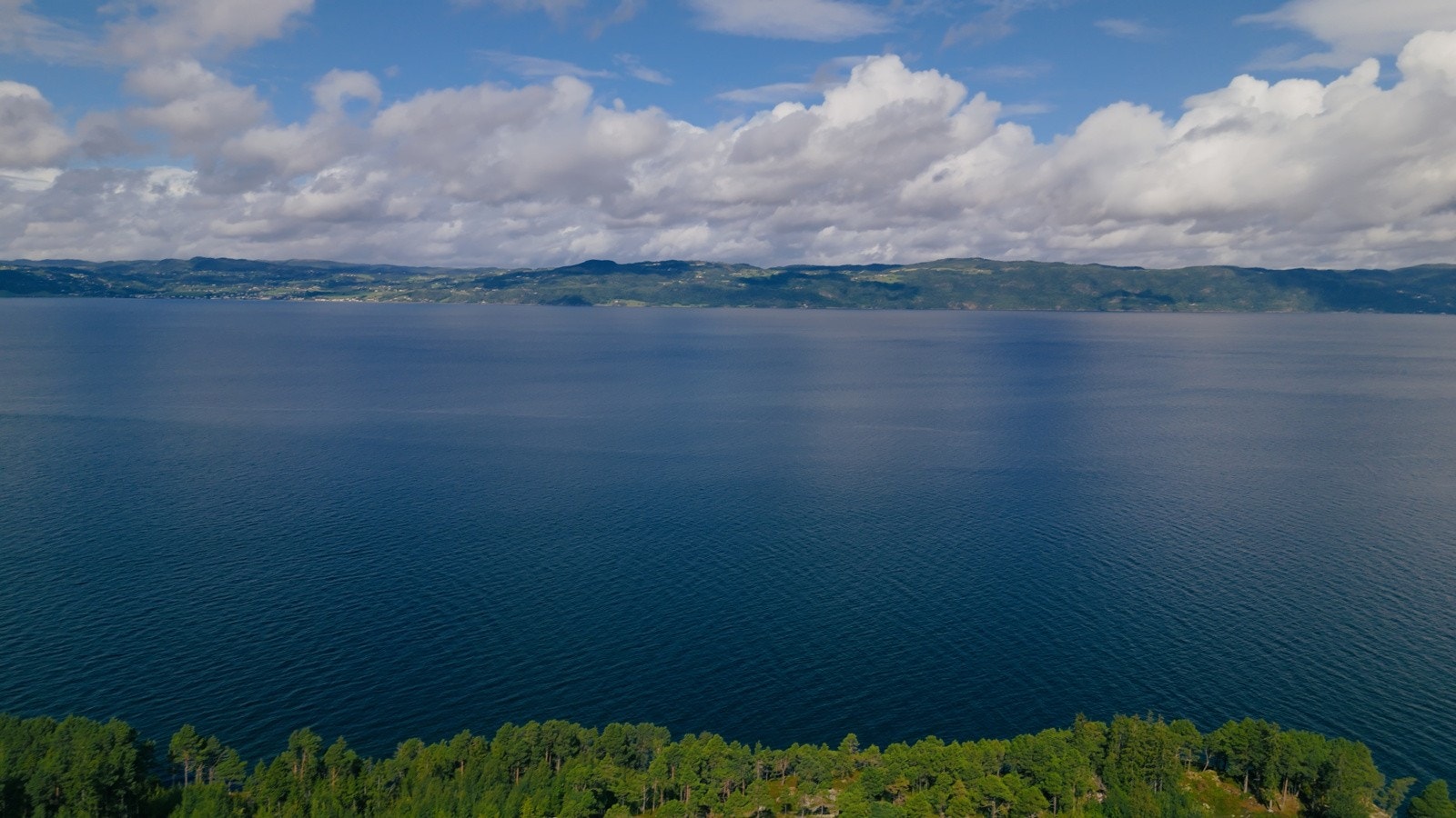 Nydelig utsikt over trondheimsfjorden. Galleribilde