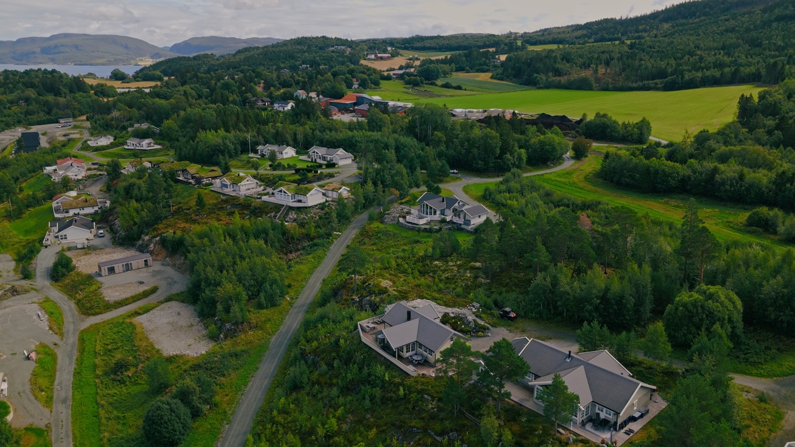 Drømmebeliggenheten venter på deg - realiser byggeplanene her! Galleribilde