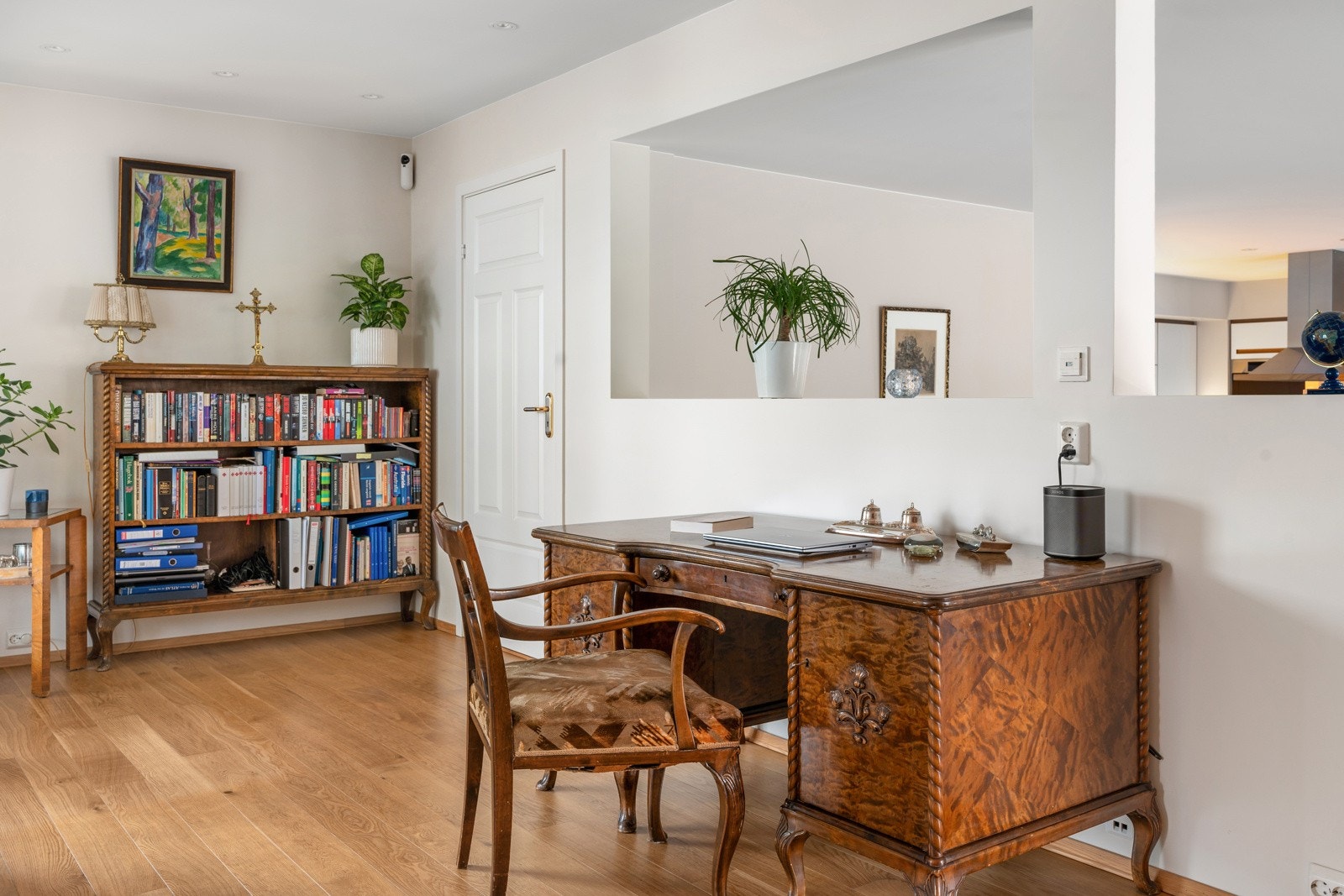 Stueavdelingene har flere muligheter når det kommer til innredning, med plass til både hjemmekontor og annet større møblement. Galleribilde