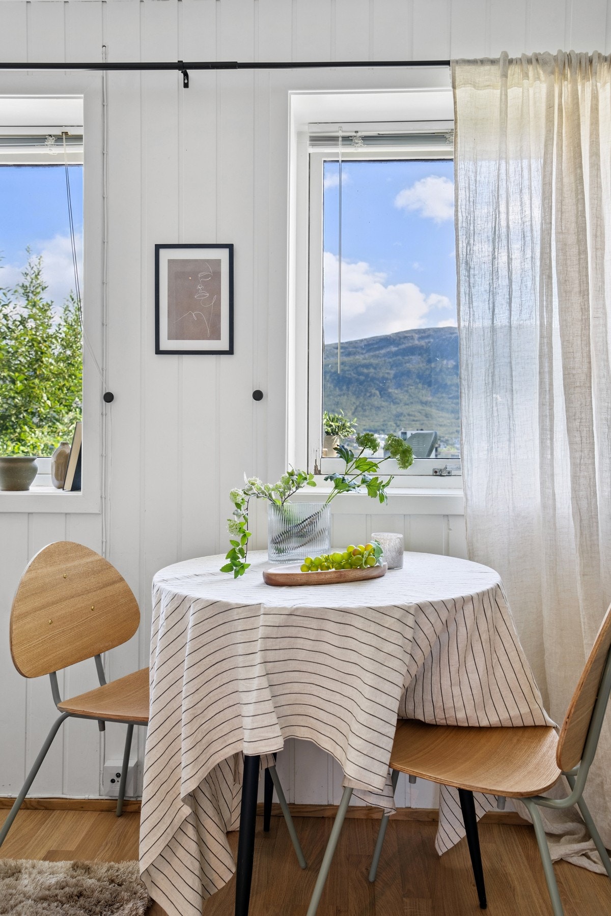 Plass til et spisebord Galleribilde