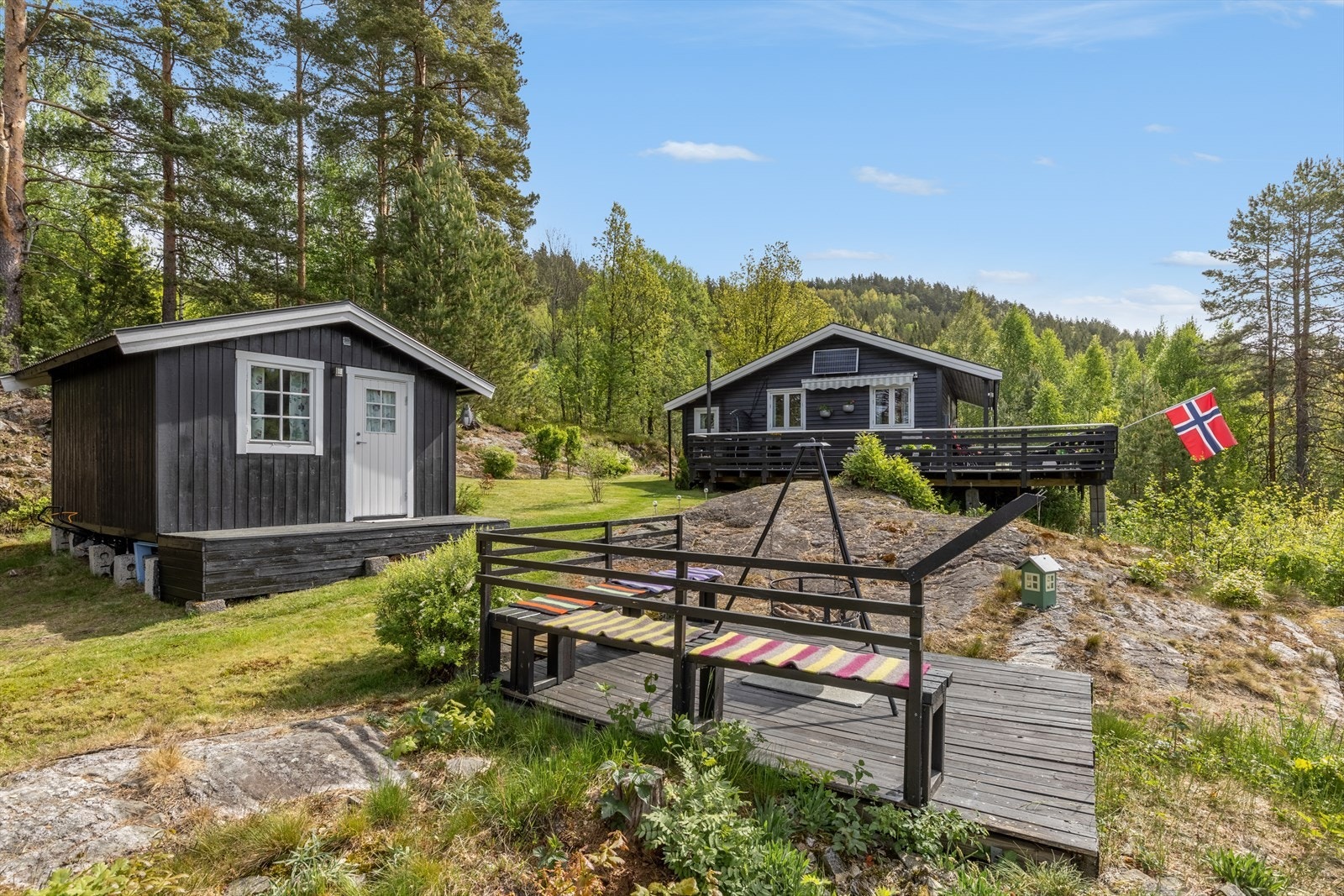 Idyllisk beliggenhet i usjenerte og naturskjønne omgivelser Galleribilde