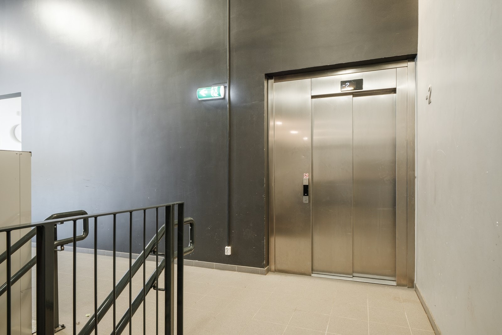 Det er heis i bygget. Galleribilde