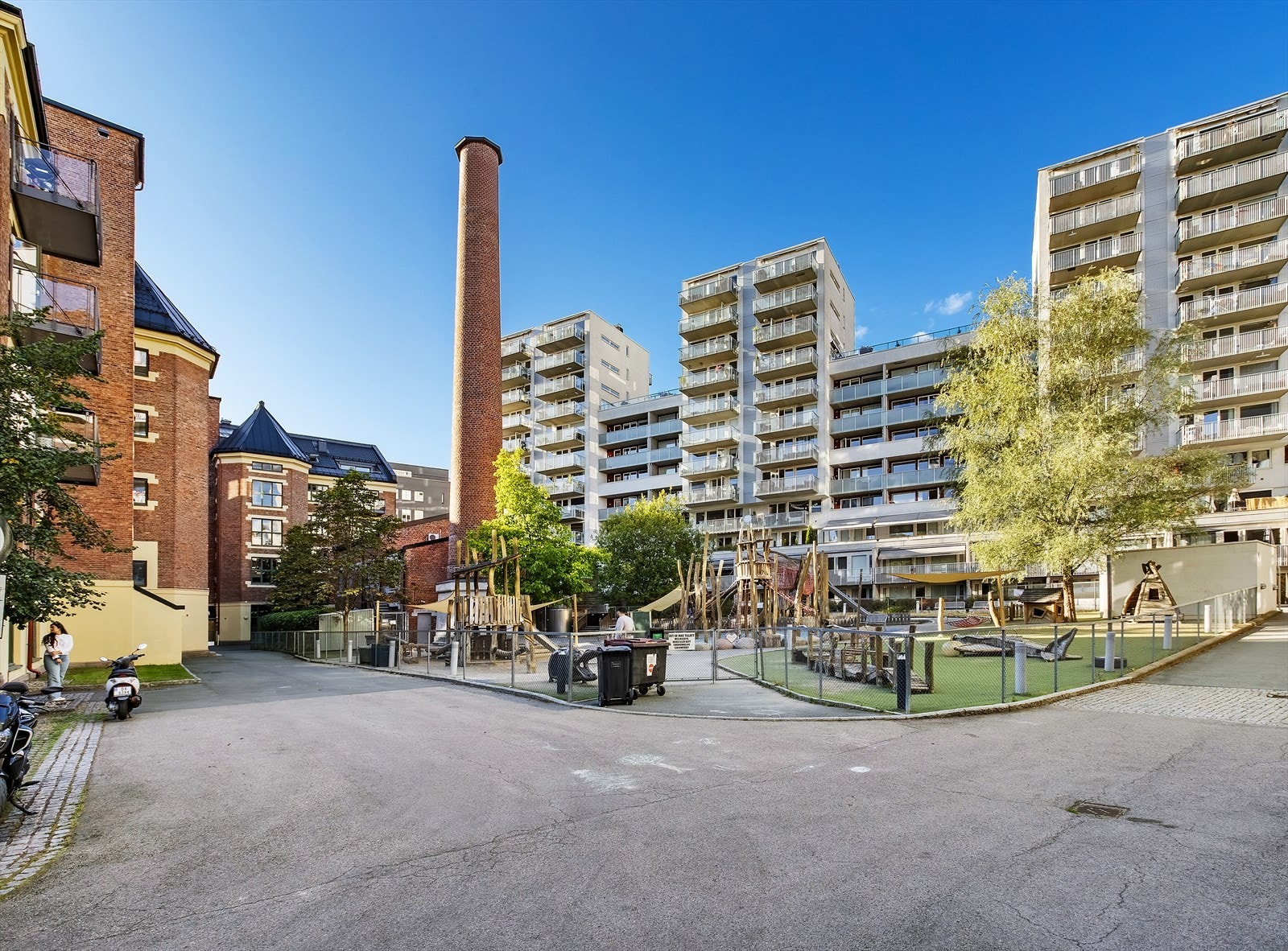 Felles lukket gårdsrom. Galleribilde