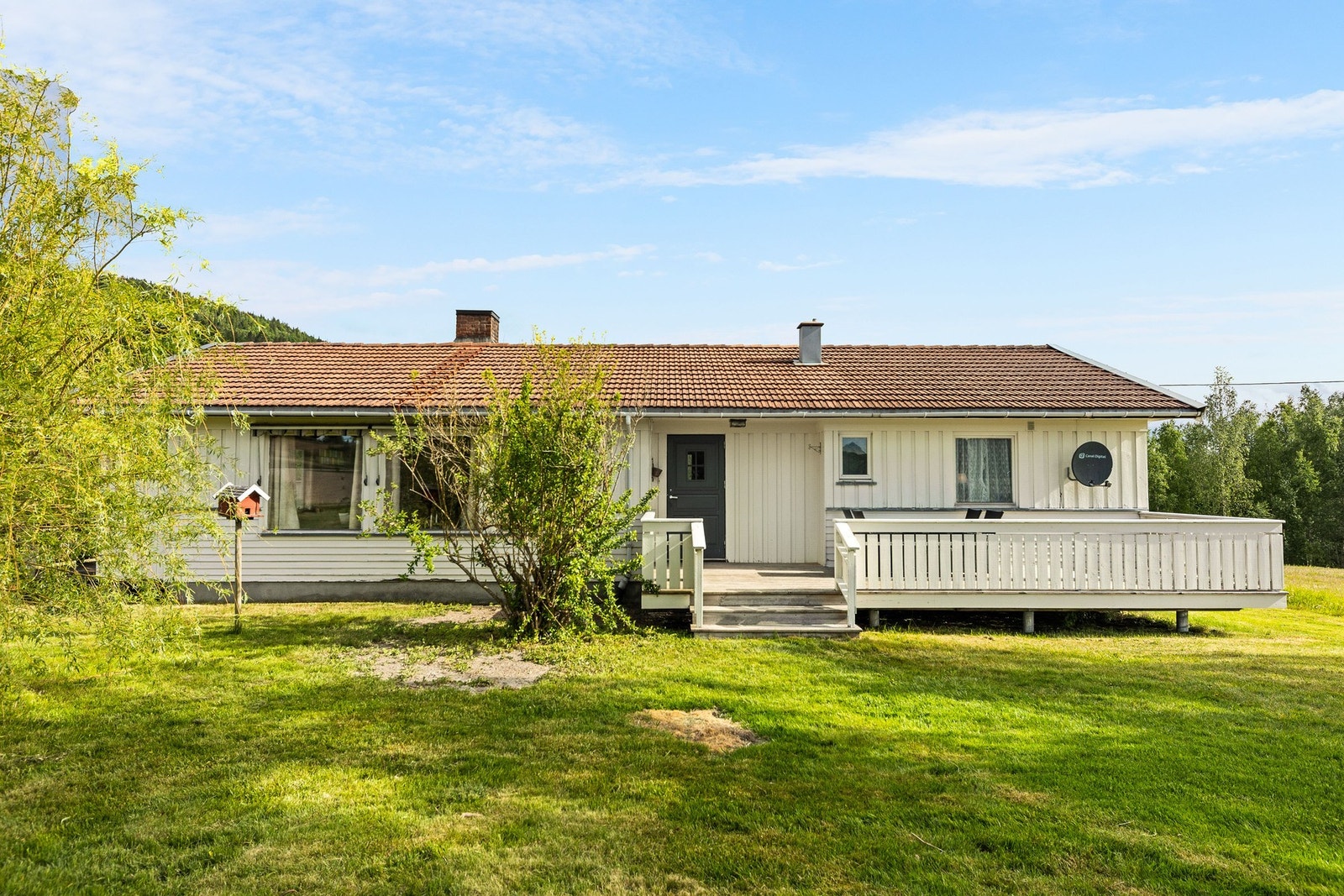 Boligen har usjenerte uteplasser. Galleribilde