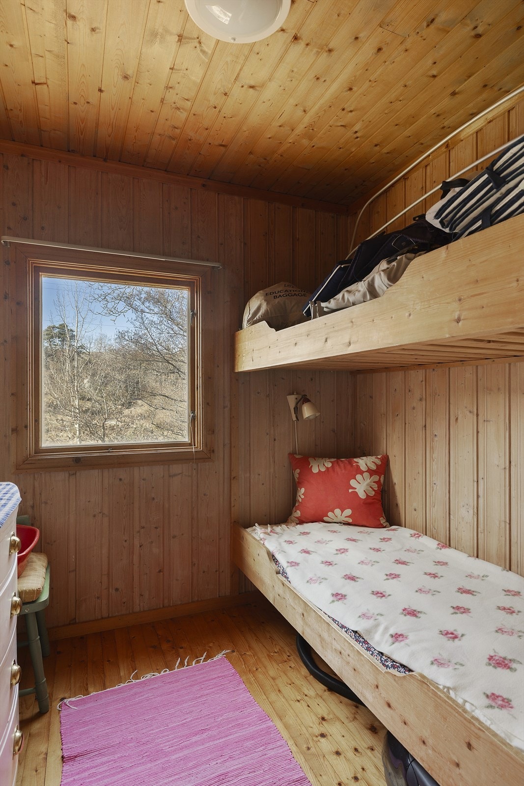 Soverom 3 er utstyrt med køyeseng - ideelt for barn eller ekstra gjester. Galleribilde