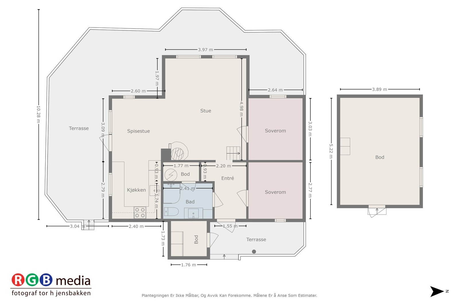 Plantegning hovedplan - funksjonell planløsning med 2 soverom, bad og åpen stue/kjøkken. Galleribilde