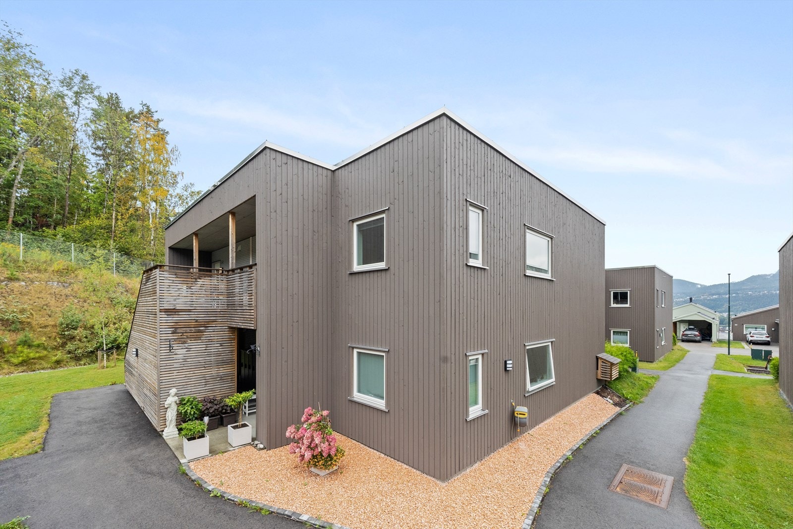 Velkommen til Hvitveisbakken 24C på Åsen i Mjøndalen! Galleribilde