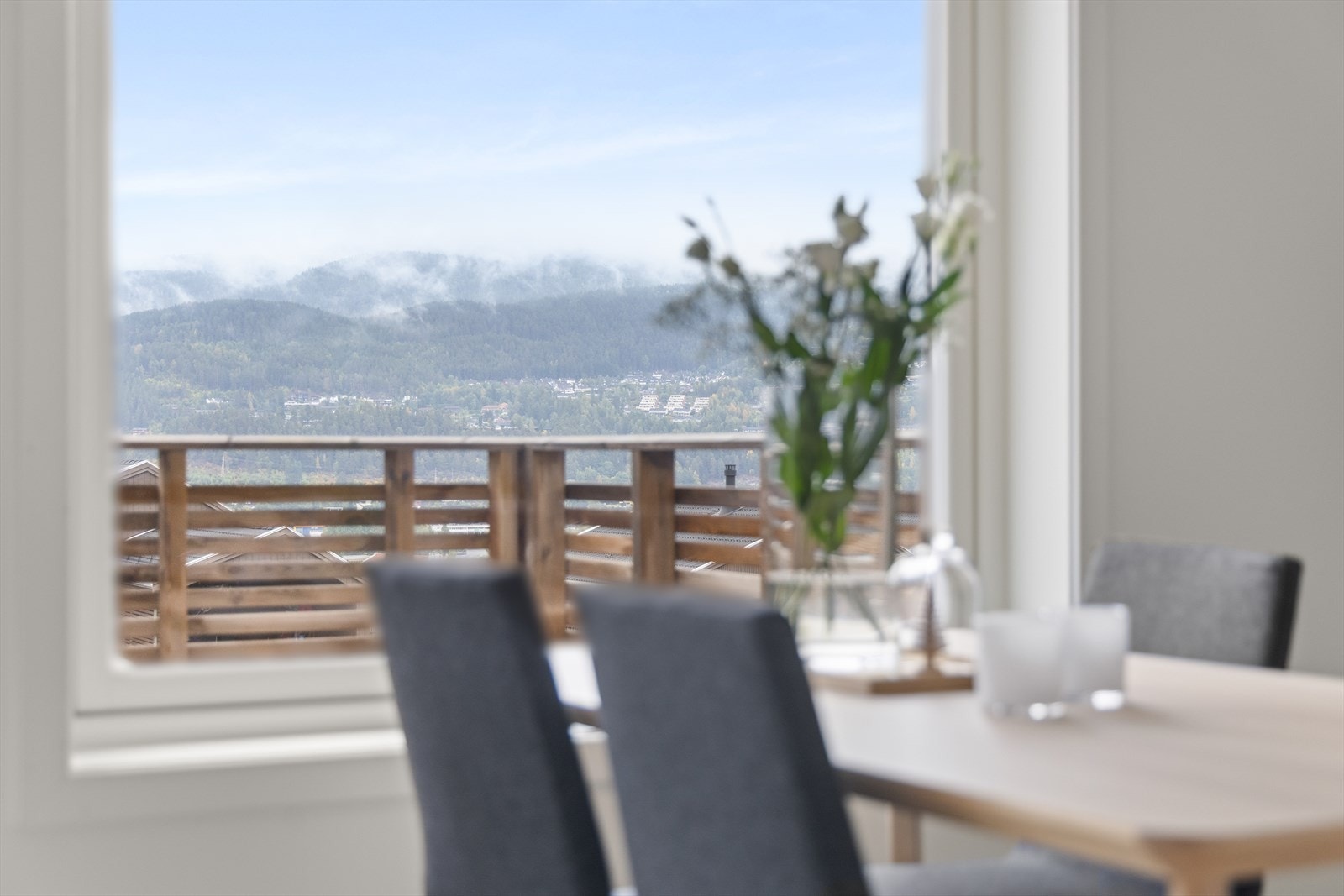 Detaljbilde - Vindusutsikt Galleribilde