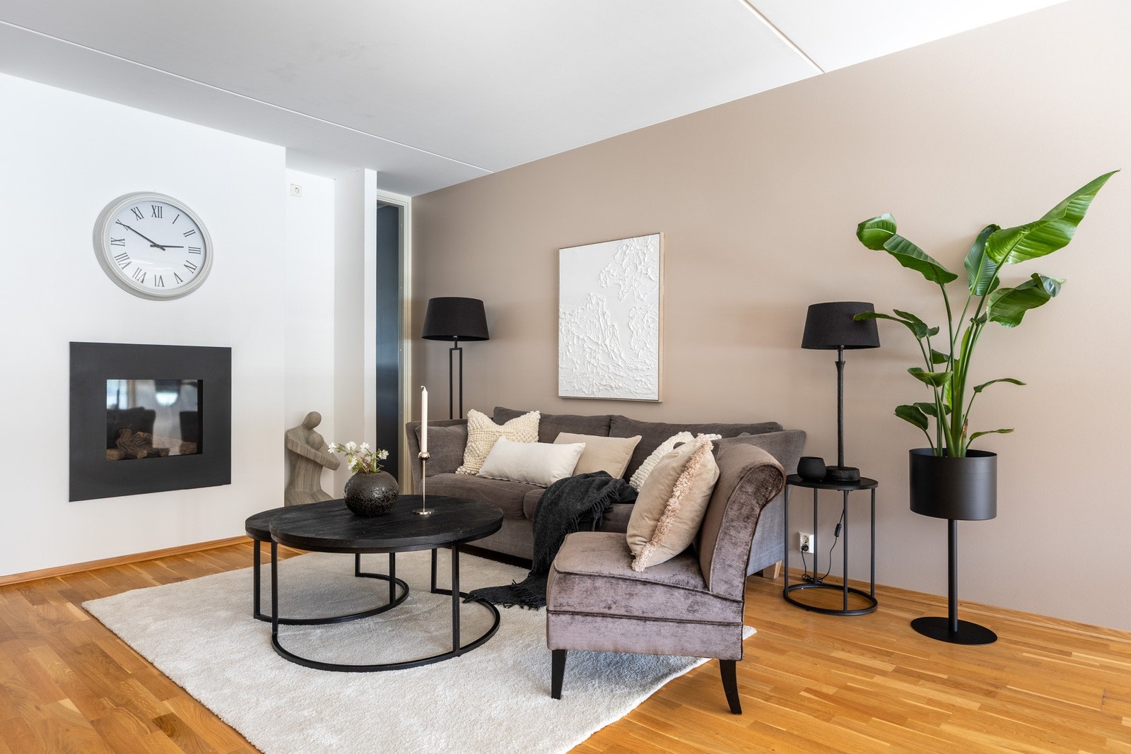 Stuen har også en koselig gasspeis. Galleribilde