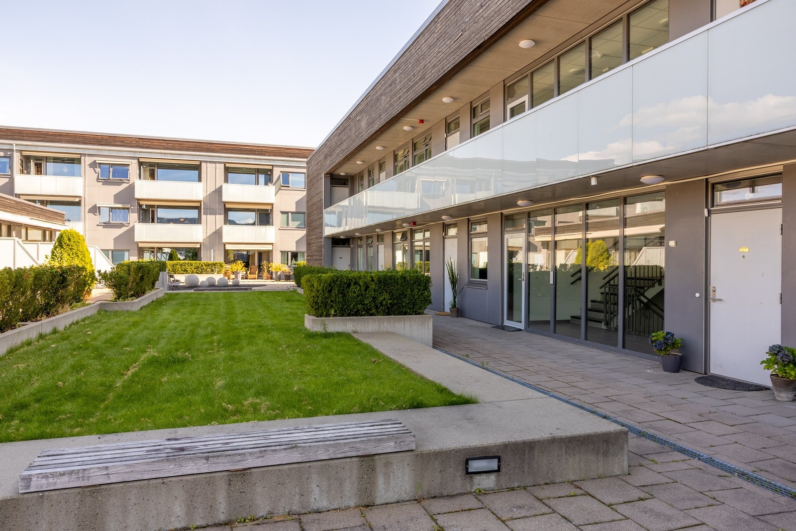 Lukket bakgård for sameiet. Galleribilde