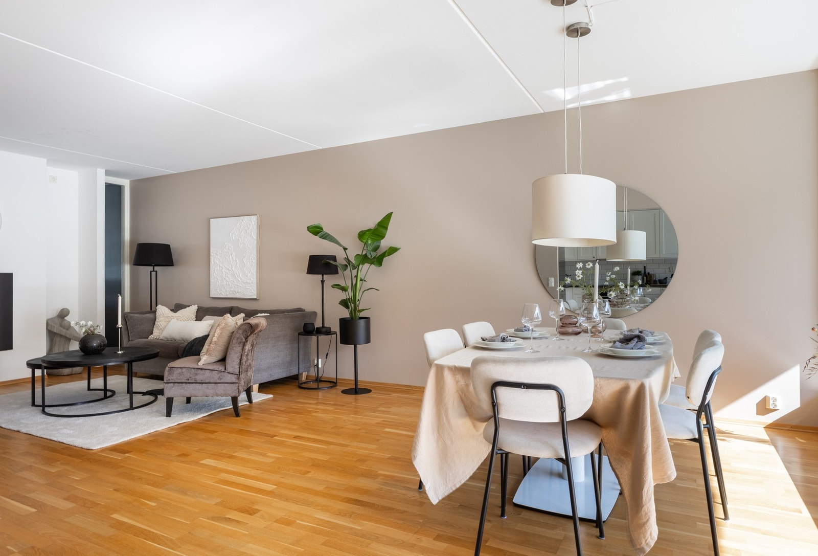 Leiligheten har en god planløsning som gjør det enkelt å innrede. Galleribilde