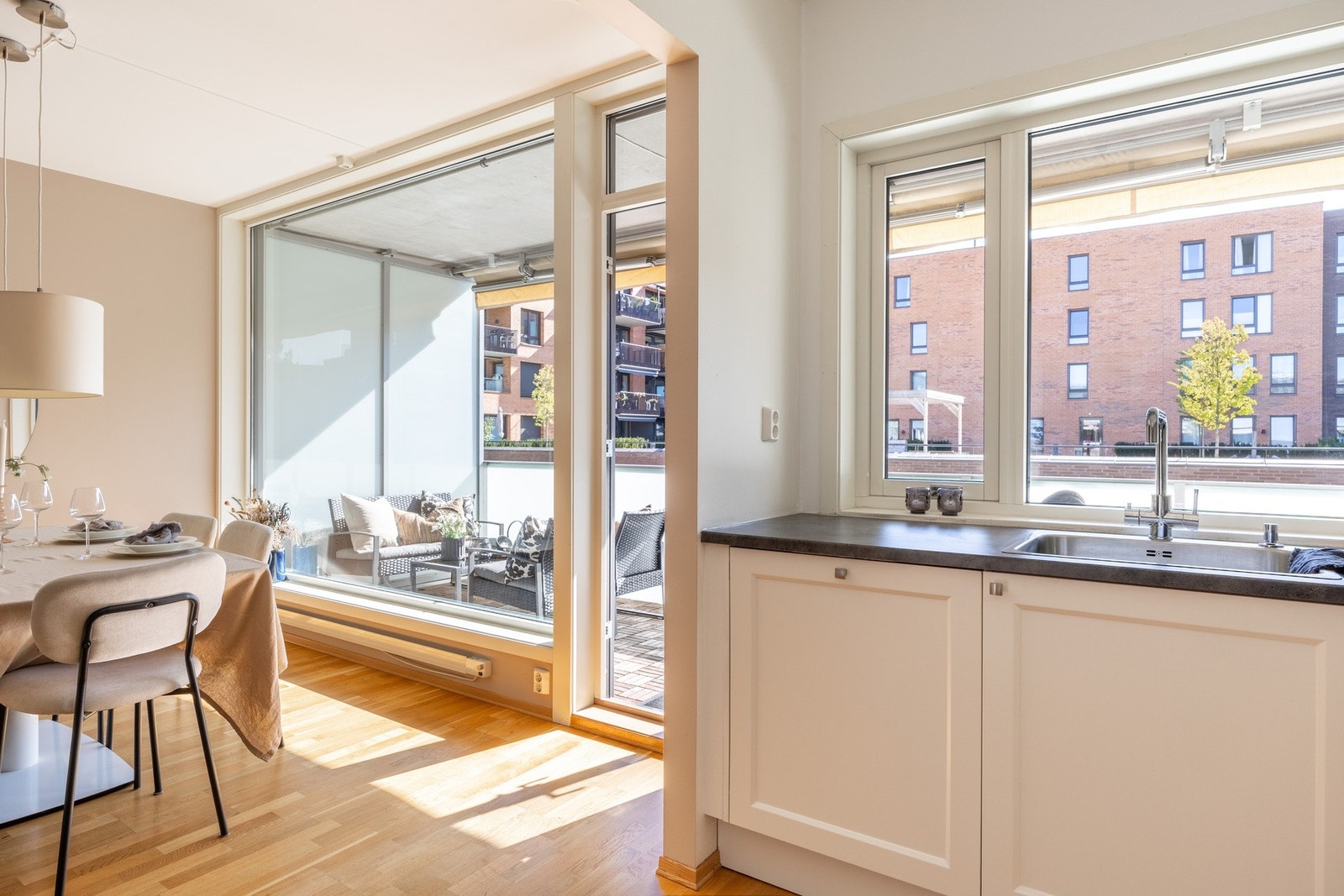 Leiligheten har balansert ventilasjon med varmegjenvinning. Galleribilde