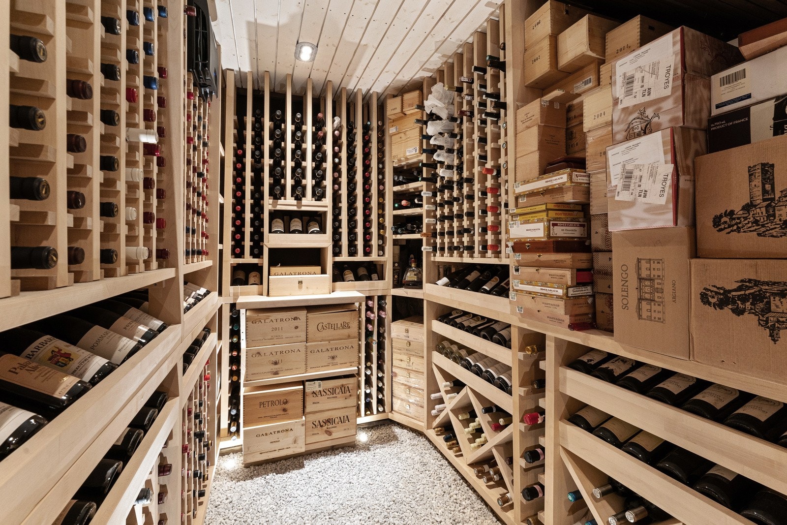 Vinkjeller underetasje. Galleribilde