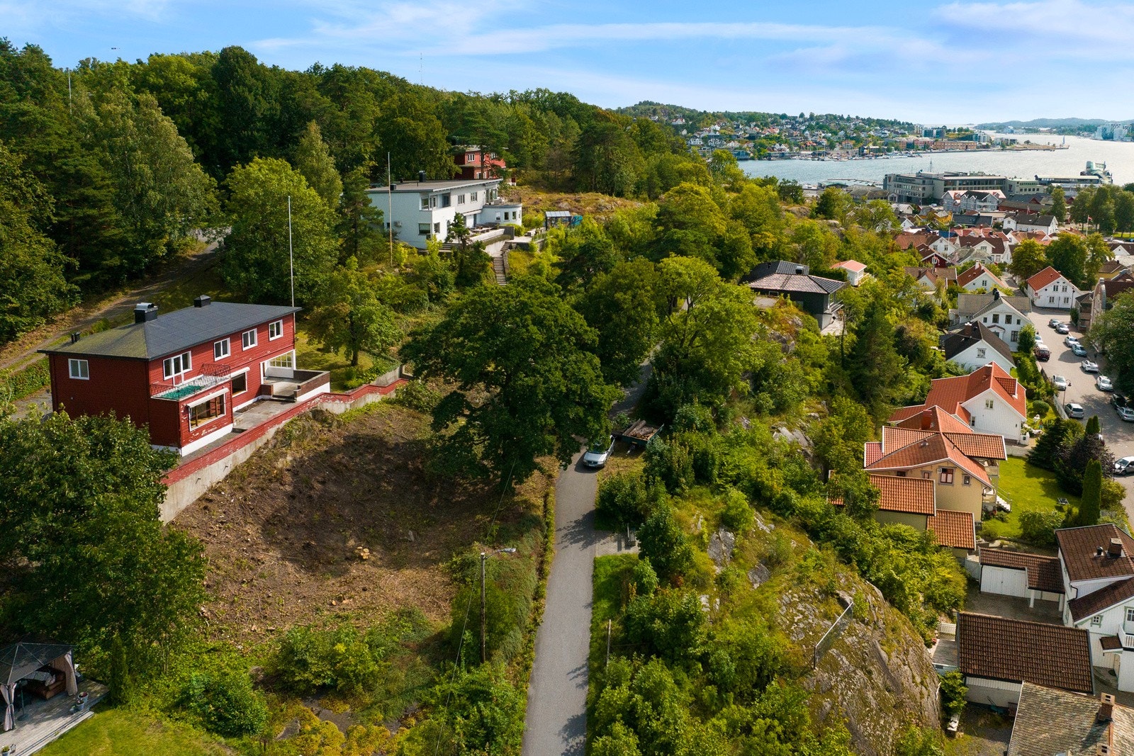 Beliggende på Preståsen, en av byens flotteste områder Galleribilde