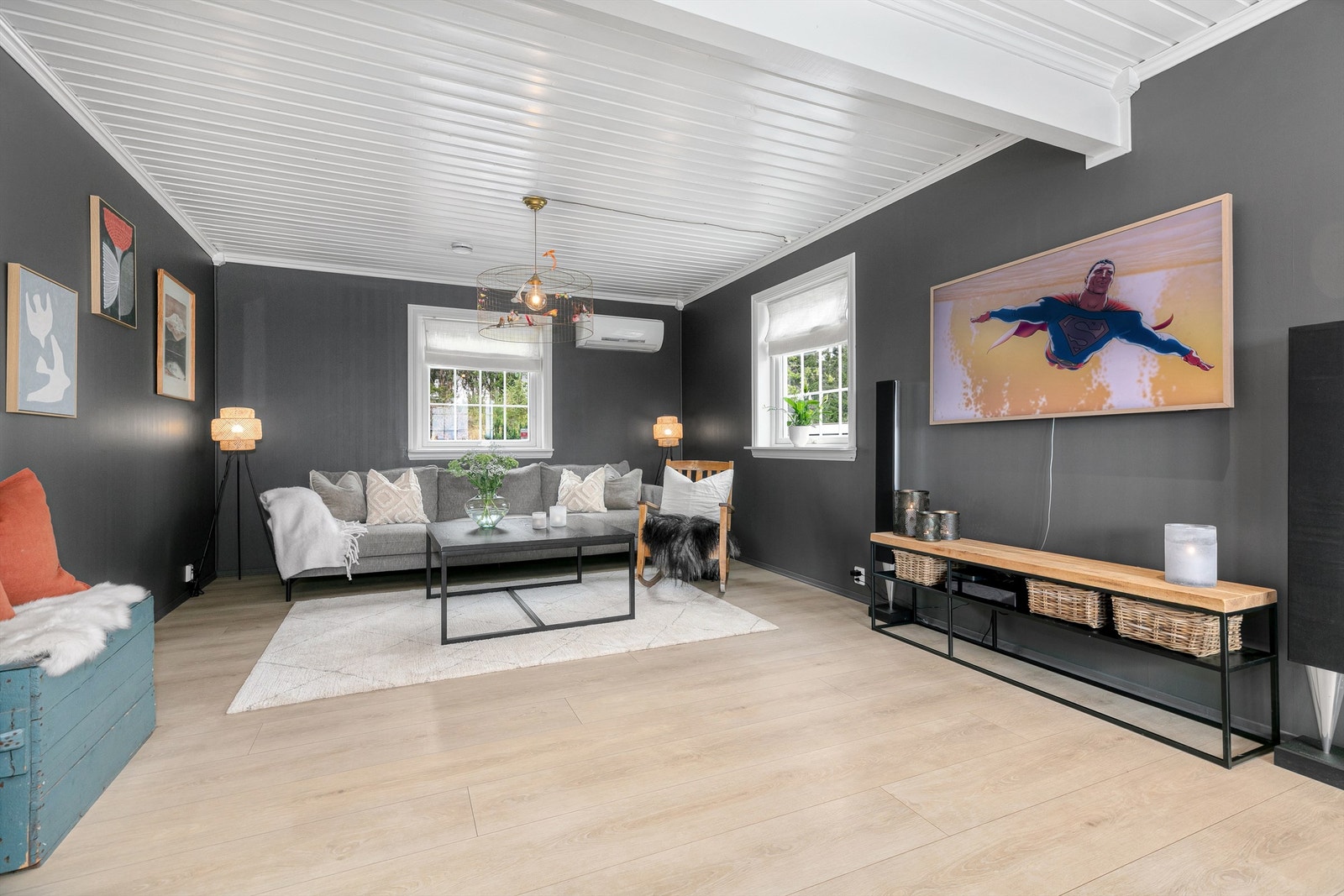 God plass til møblement i stuen. Galleribilde