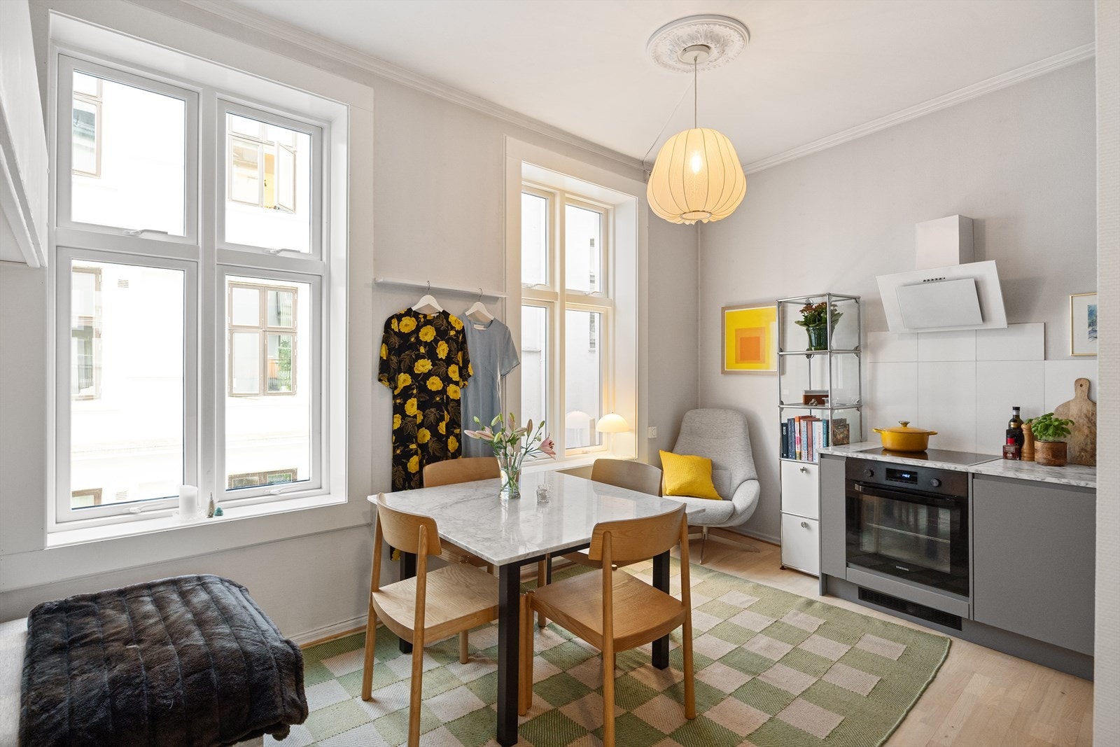 Velkommen til Rosenborggata 12! Dette er en innbydende og attraktiv andelsleilighet med sentral og populær beliggenhet på Fagerborg/Majorstuen. Galleribilde