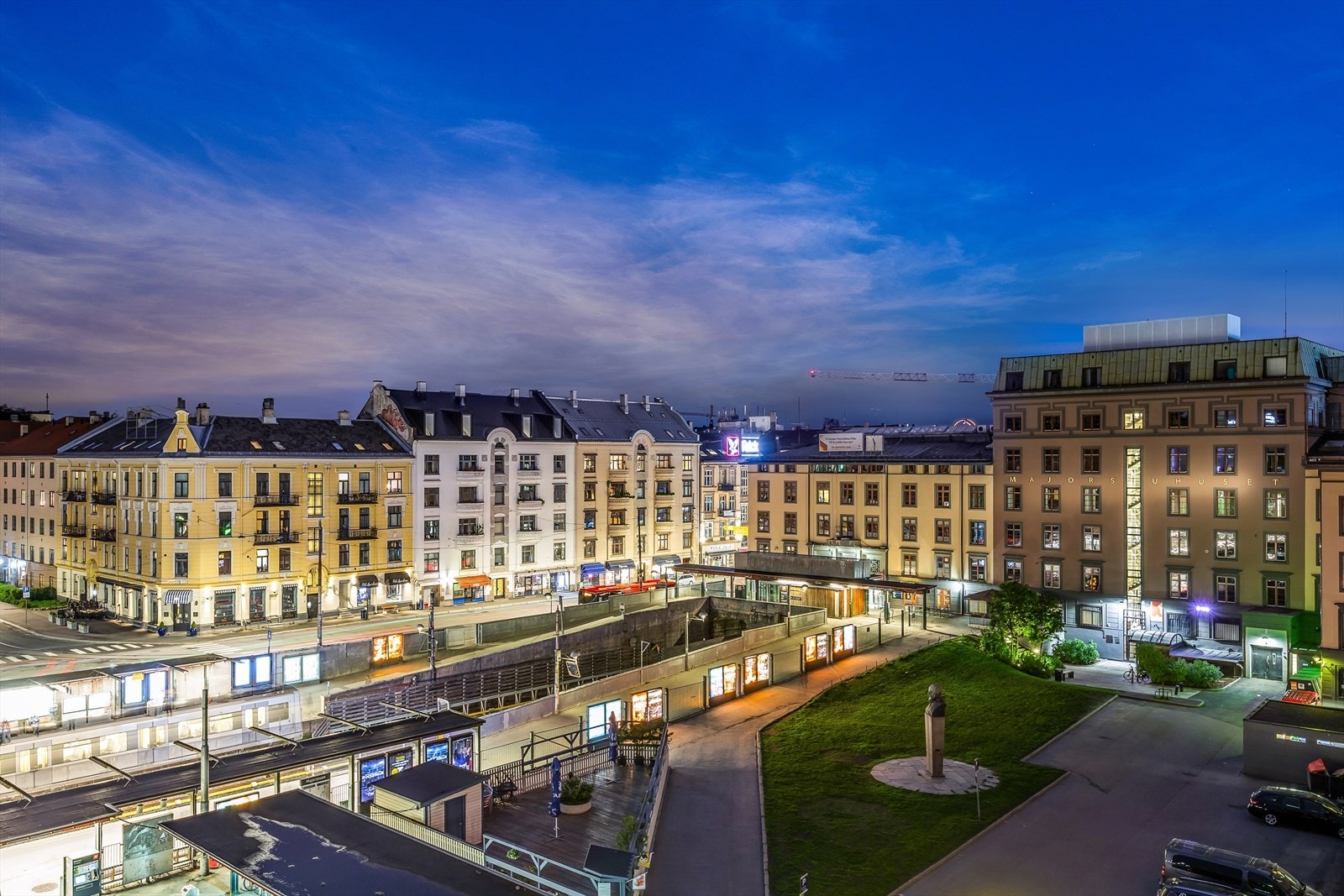 Majorstuen er et sentrumsnært og svært attraktivt boligområde, kjent som et viktig trafikk- og kollektivknutepunkt i Oslo. Galleribilde