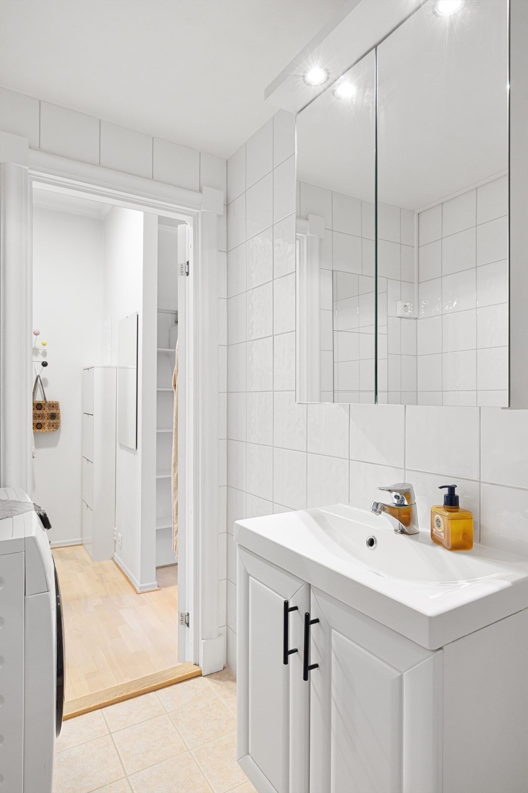 Badet har elektrisk avtrekksvifte. Galleribilde