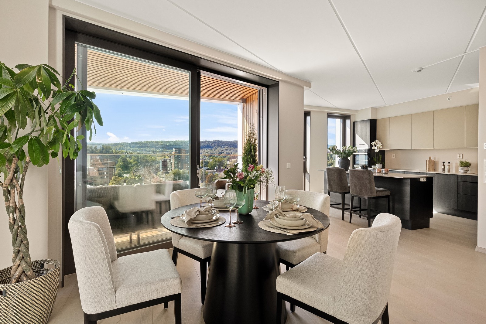 Velkommen til Jørgen Kanitz gate 32, presentert av Tinholt Eiendomsmegling. Galleribilde