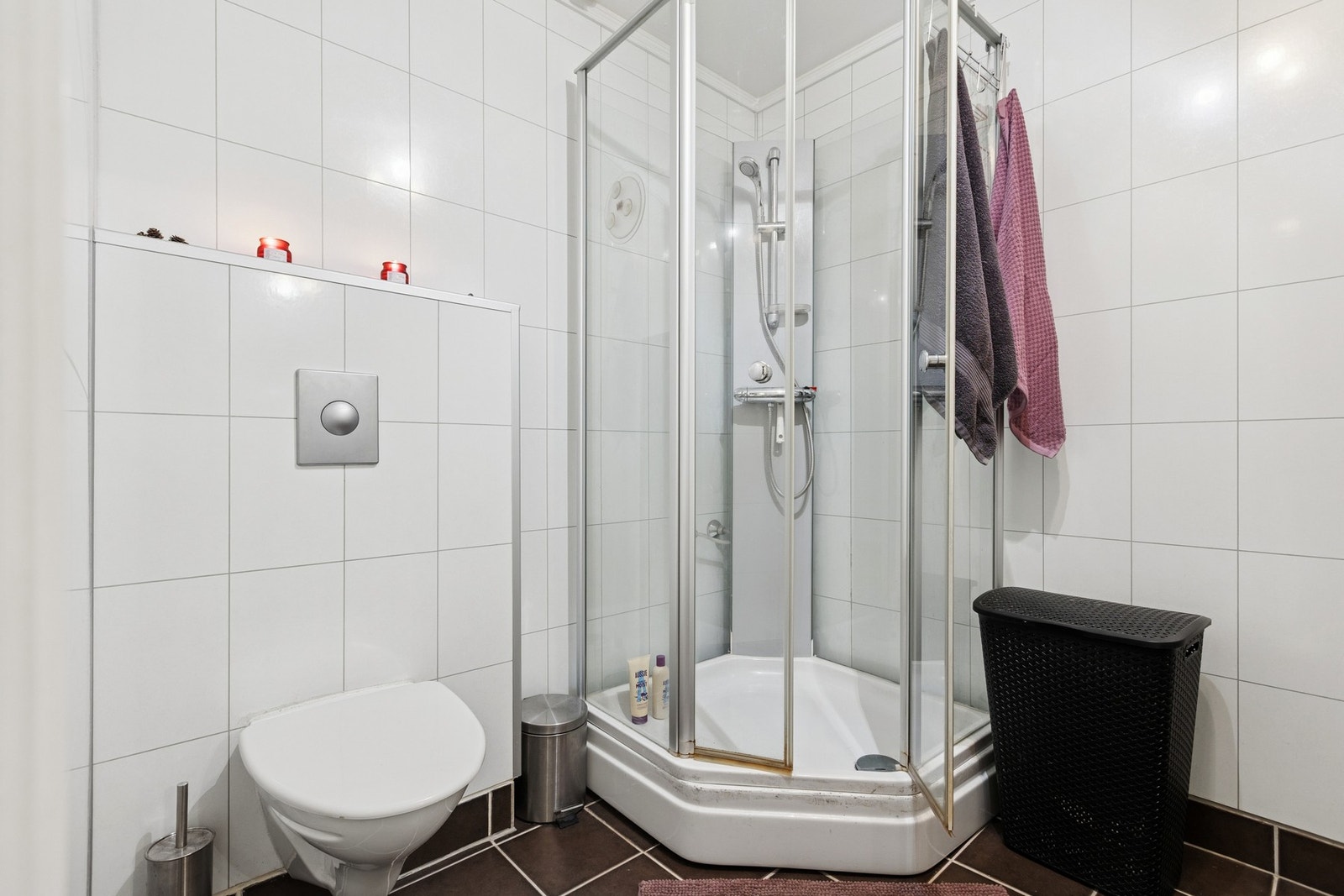 Badet måler ca. 5,8 kvm. Galleribilde