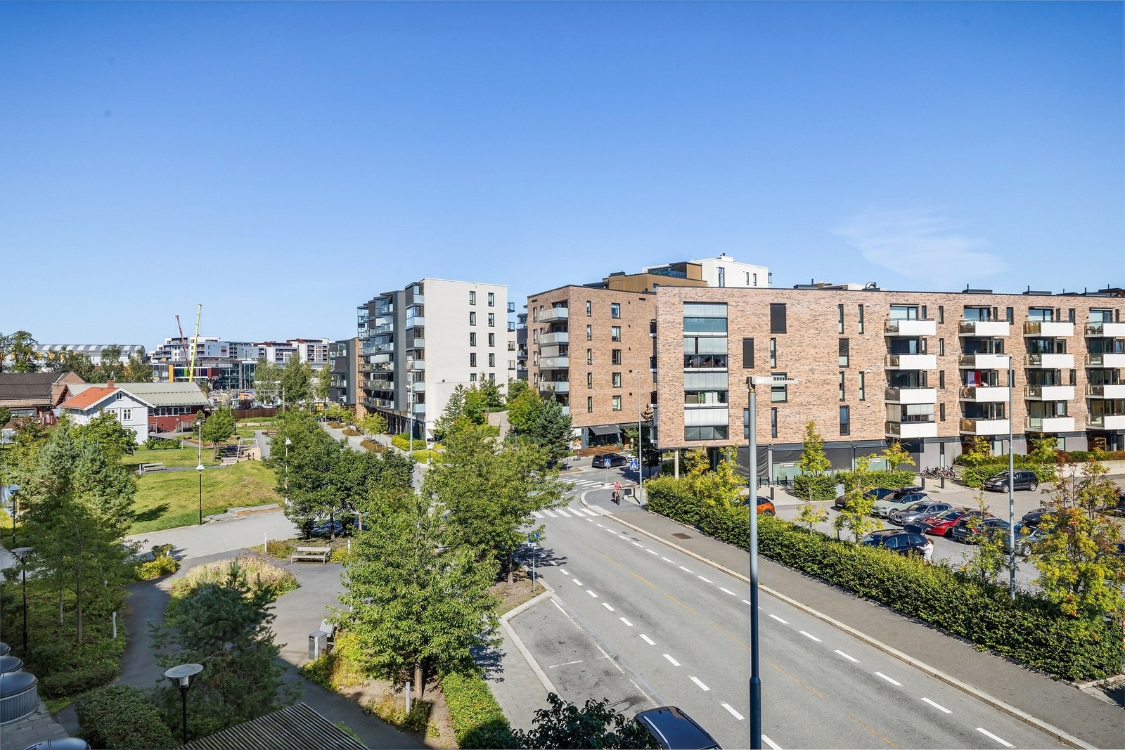 Leiligheten ligger sentralt på Jessheim, her får du det meste i gangavstand. Galleribilde