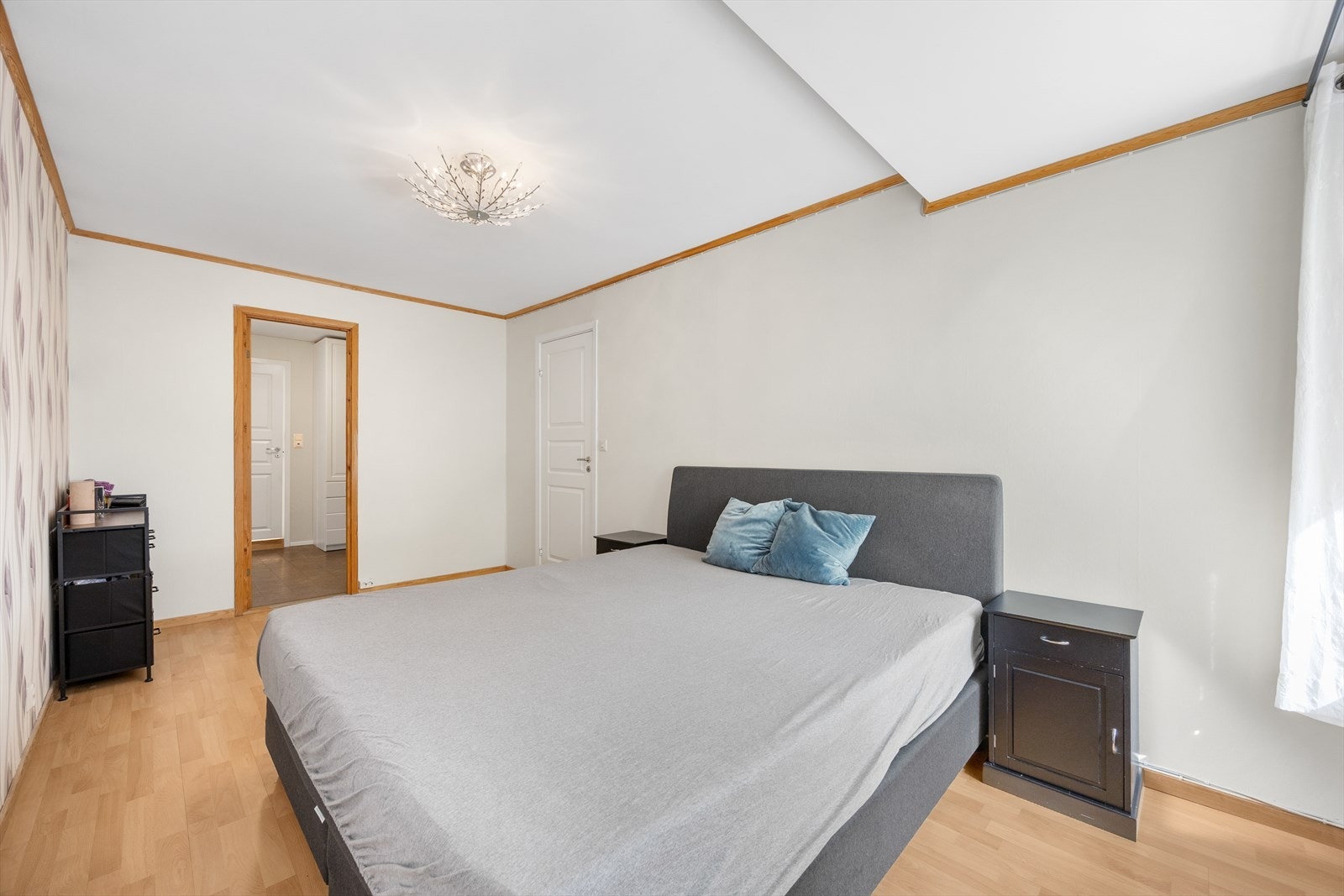 Rommet har en praktisk tilknytning til omkledningsrommet. Galleribilde