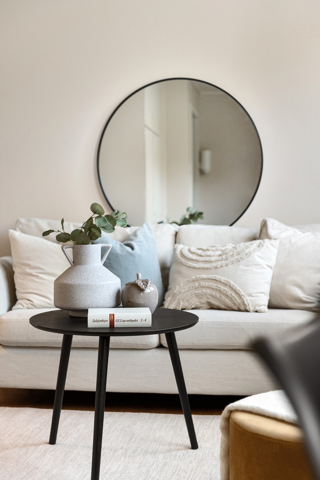 Stue/soverom Galleribilde