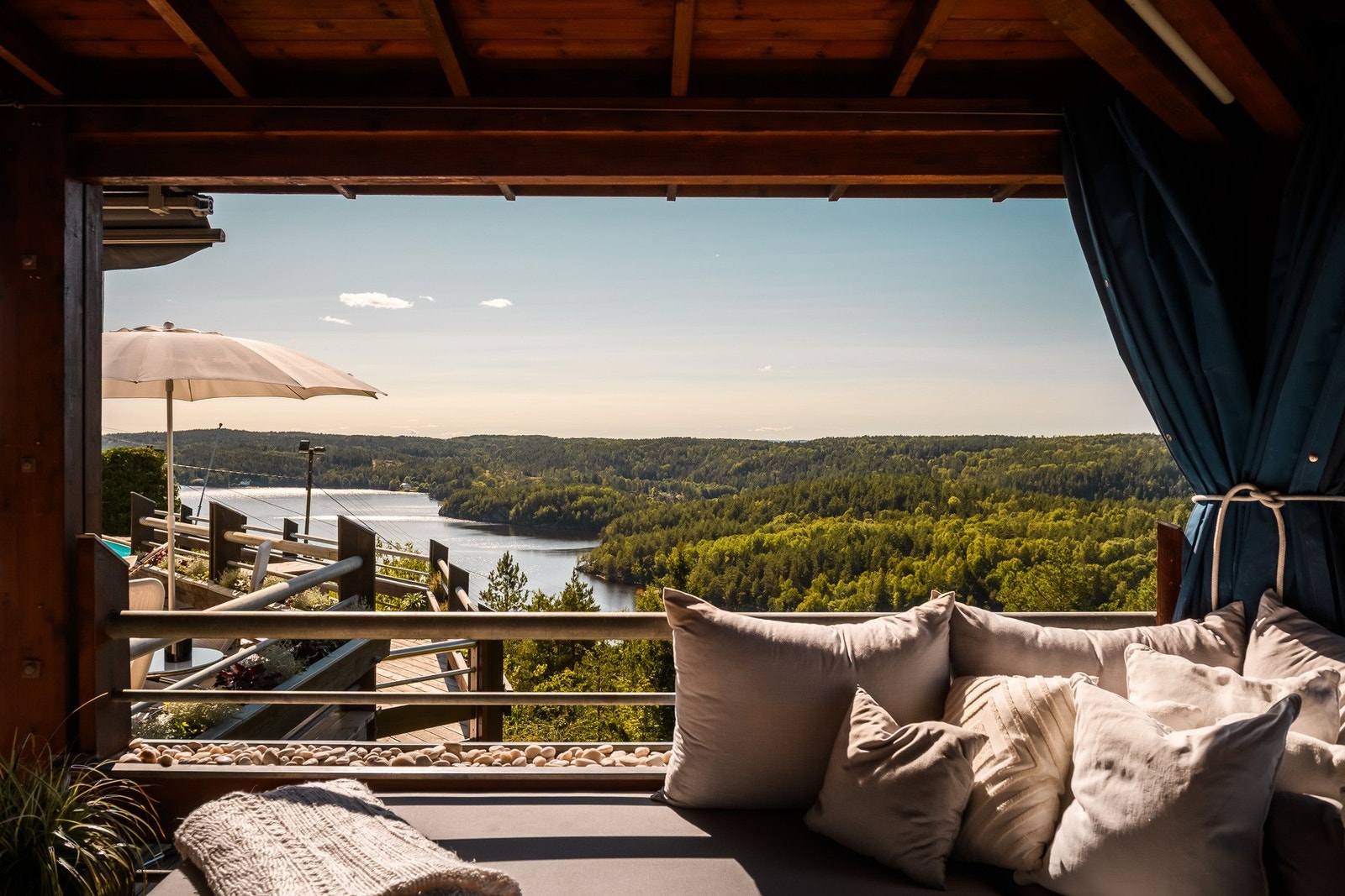 Ingierkollveien 90 presenteres av Daglig leder Tommy Stensrud ved Boa Eiendomsmegling. Galleribilde