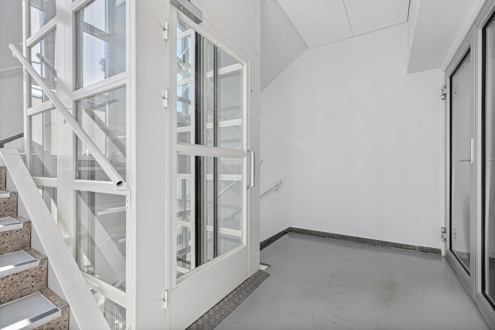 Boligen ligger i 5. etg med heis. Galleribilde