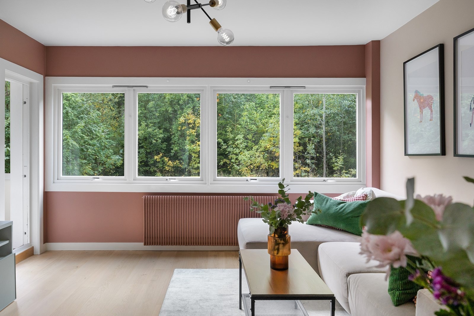 Her får kjøper gleden av ingen innsyn Galleribilde