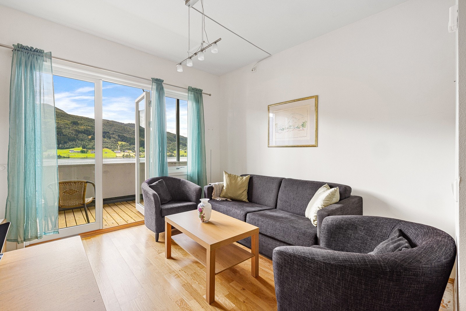 Leiligheten selges møblert Galleribilde