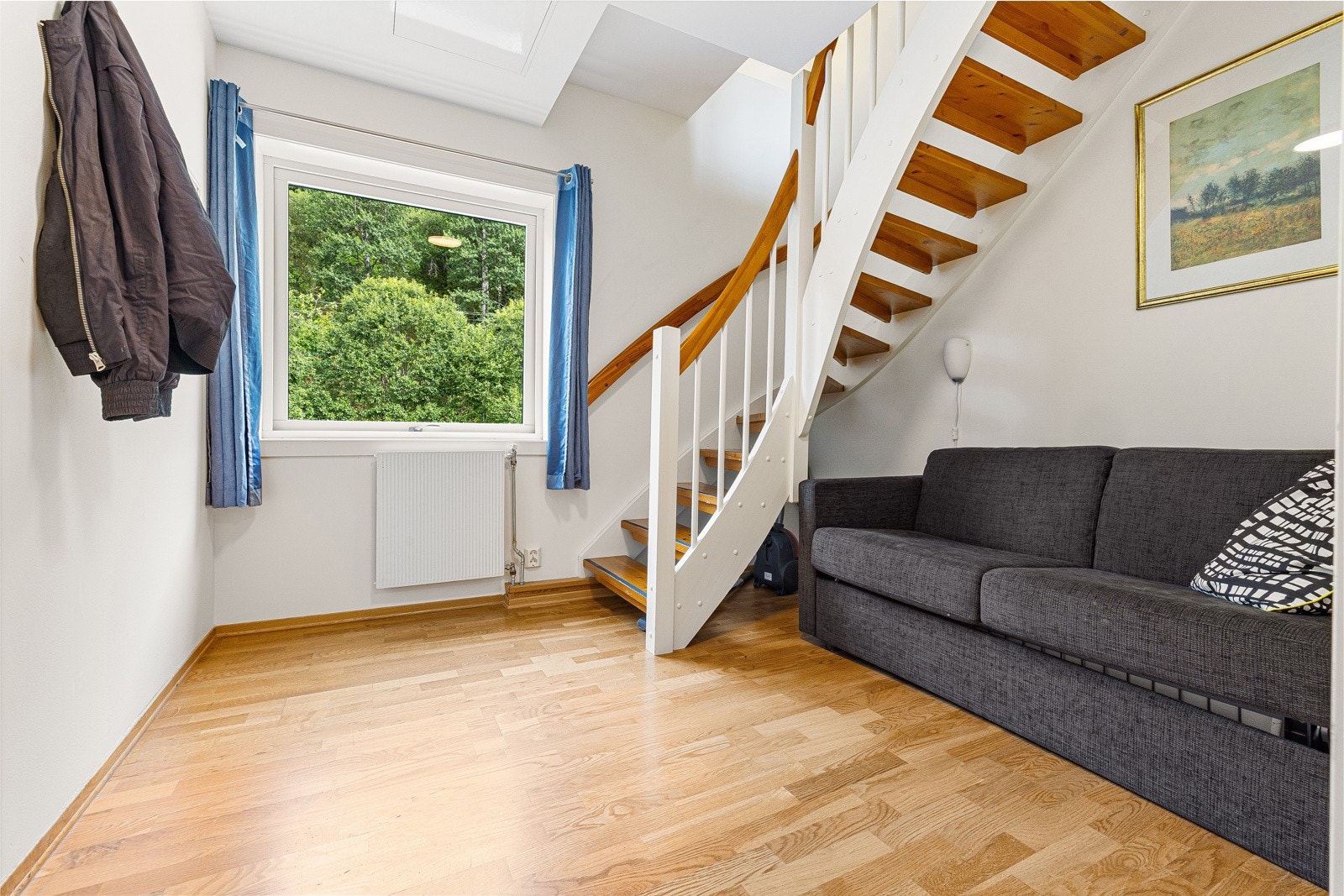 Entré i 3. etasje - Mulighet for sovesofa Galleribilde