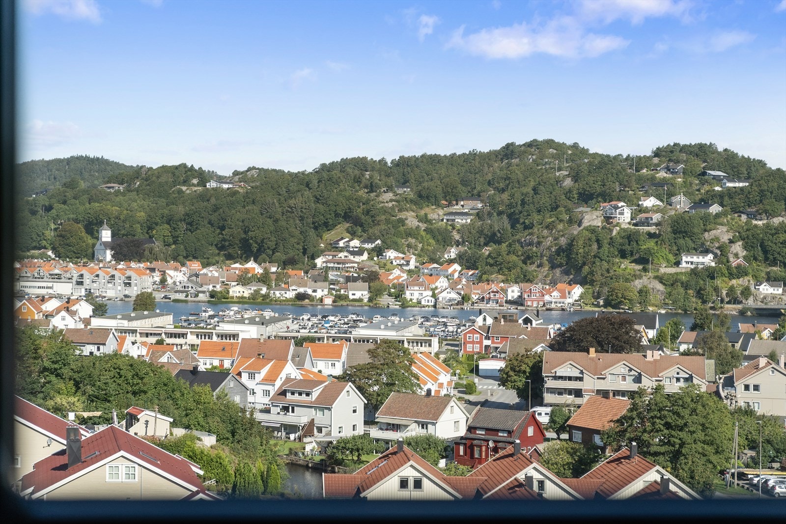 Utsikt fra stuen. Galleribilde