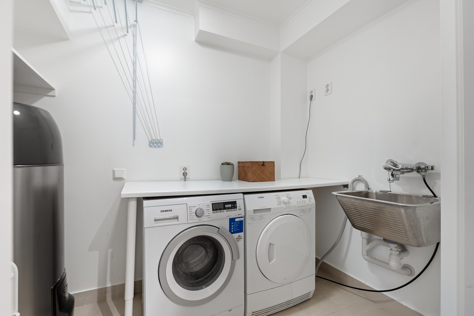 Praktisk vaskerom i u. etasje Galleribilde