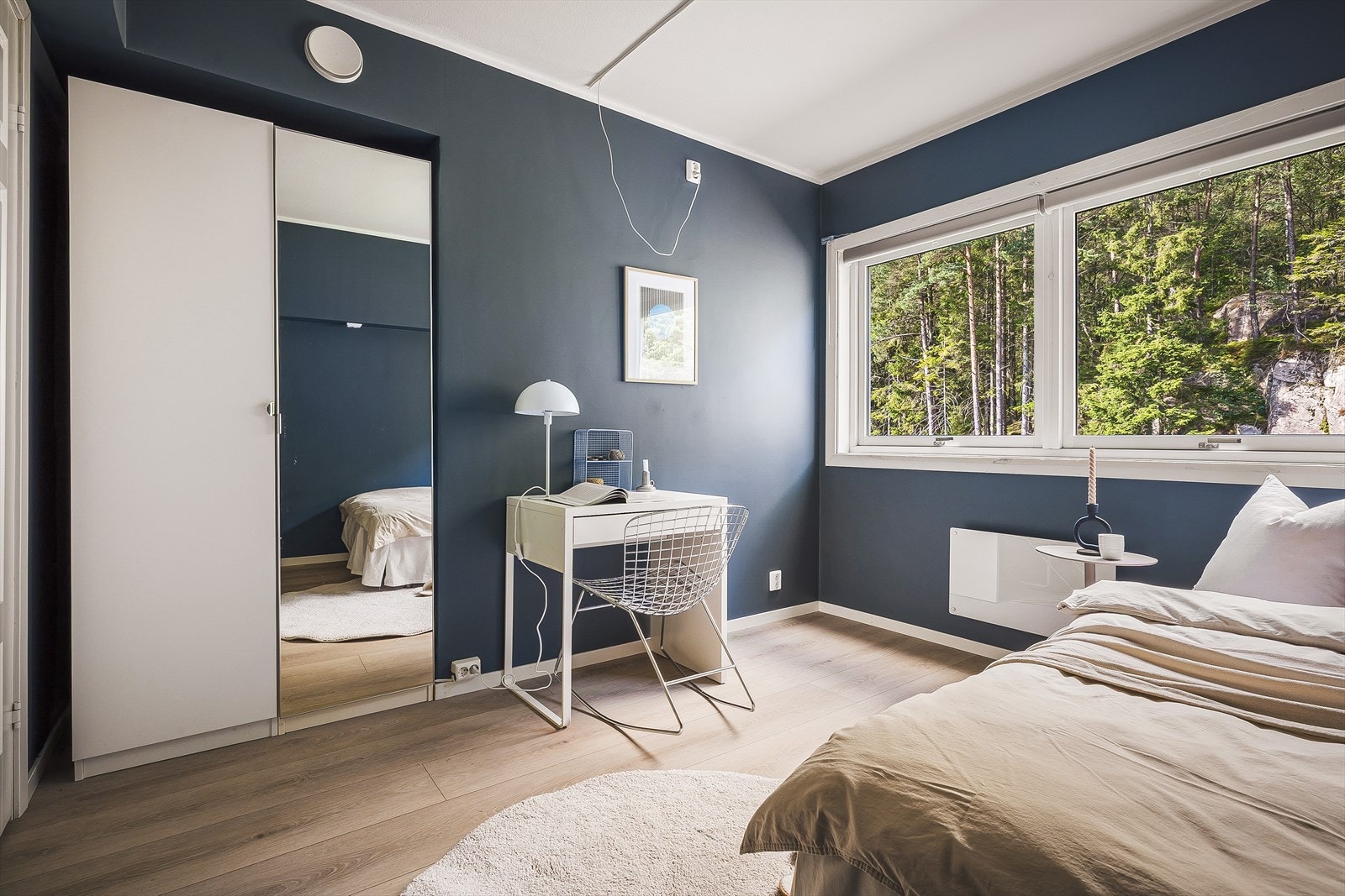 Soverom 2 | Merk deg den praktiske garderobeløsningen. Galleribilde