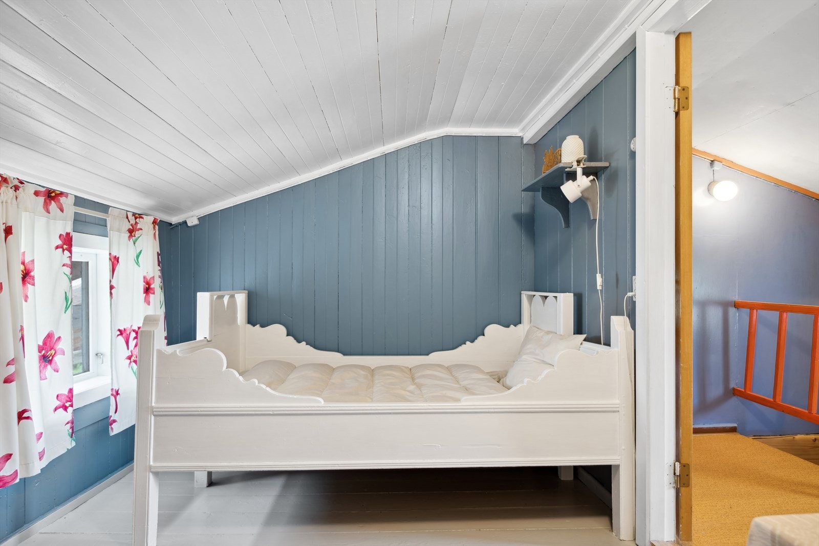 Rommene i andre etasje har litt varierende stil, og noe oppussing må nok påregnes Galleribilde