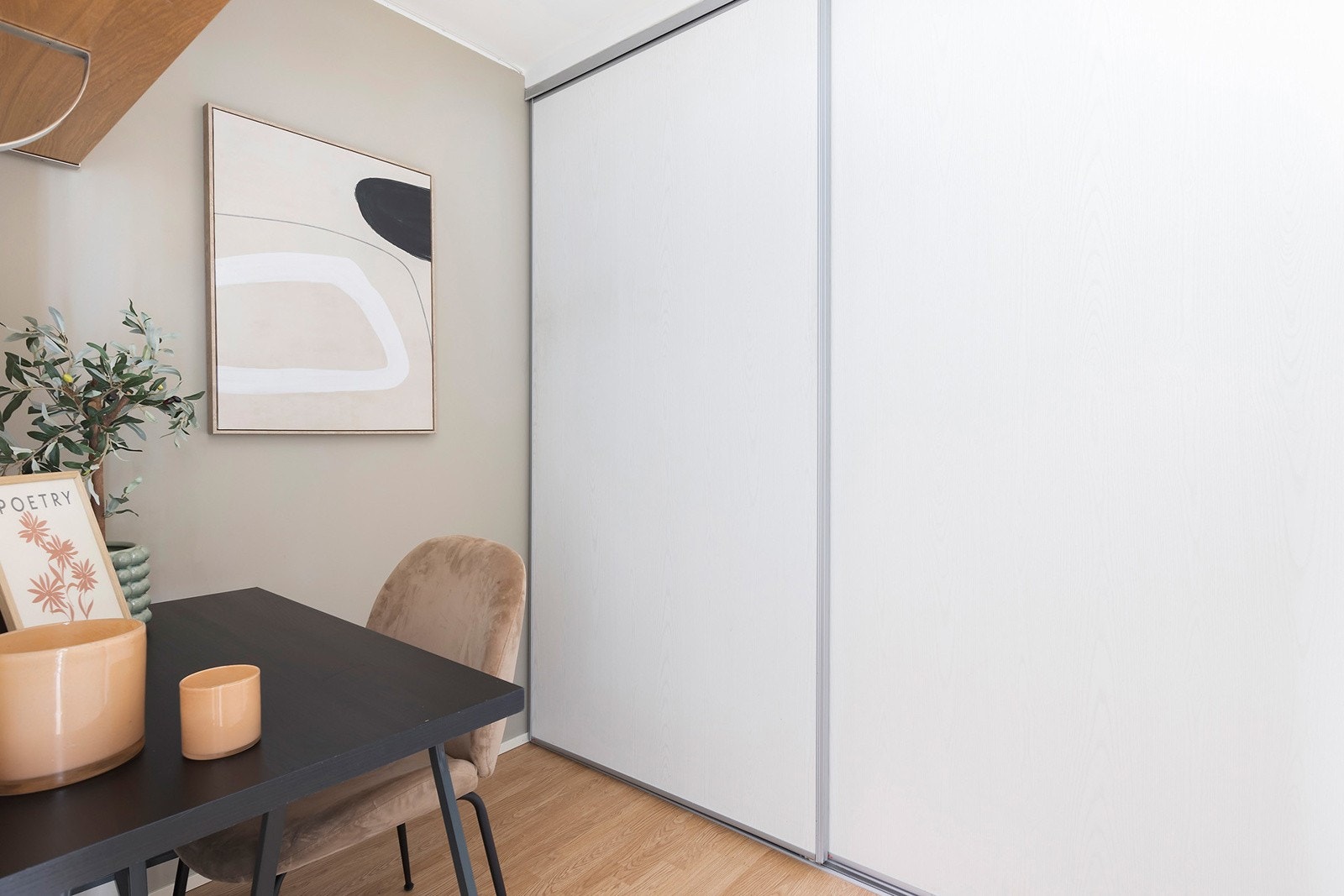 Innvendig bod Galleribilde