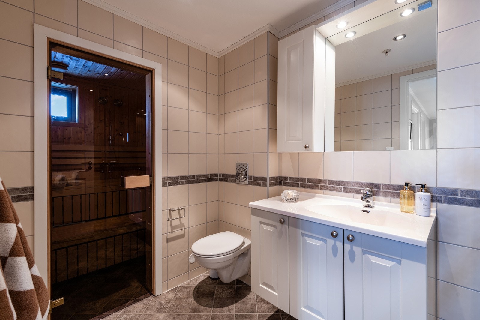 ...og badstue Galleribilde