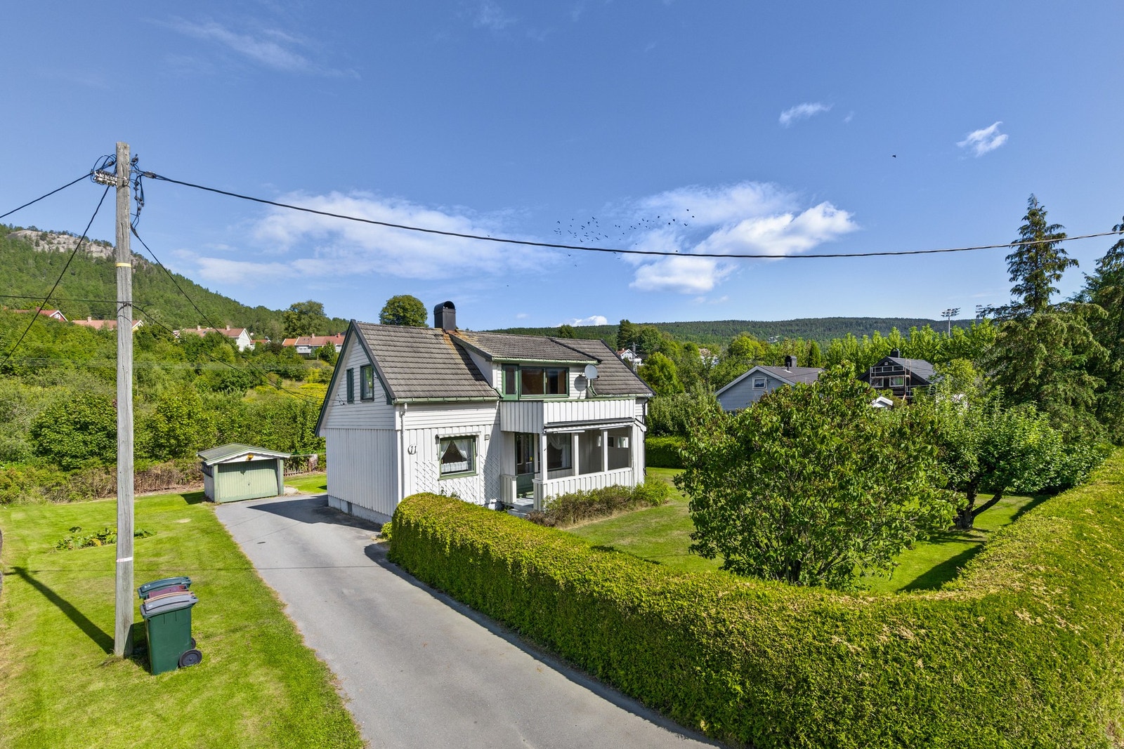 Tomten grenser bl.a. mot rolig og grønt friområde Galleribilde