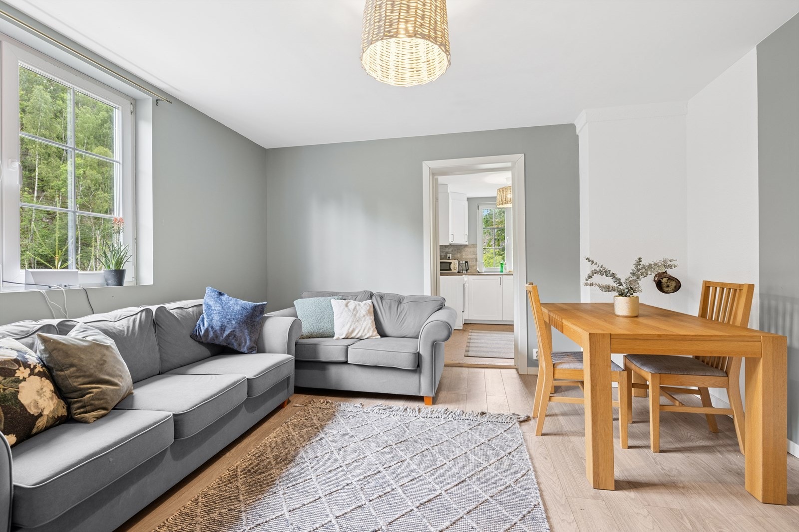 Stue 1. etg. Galleribilde